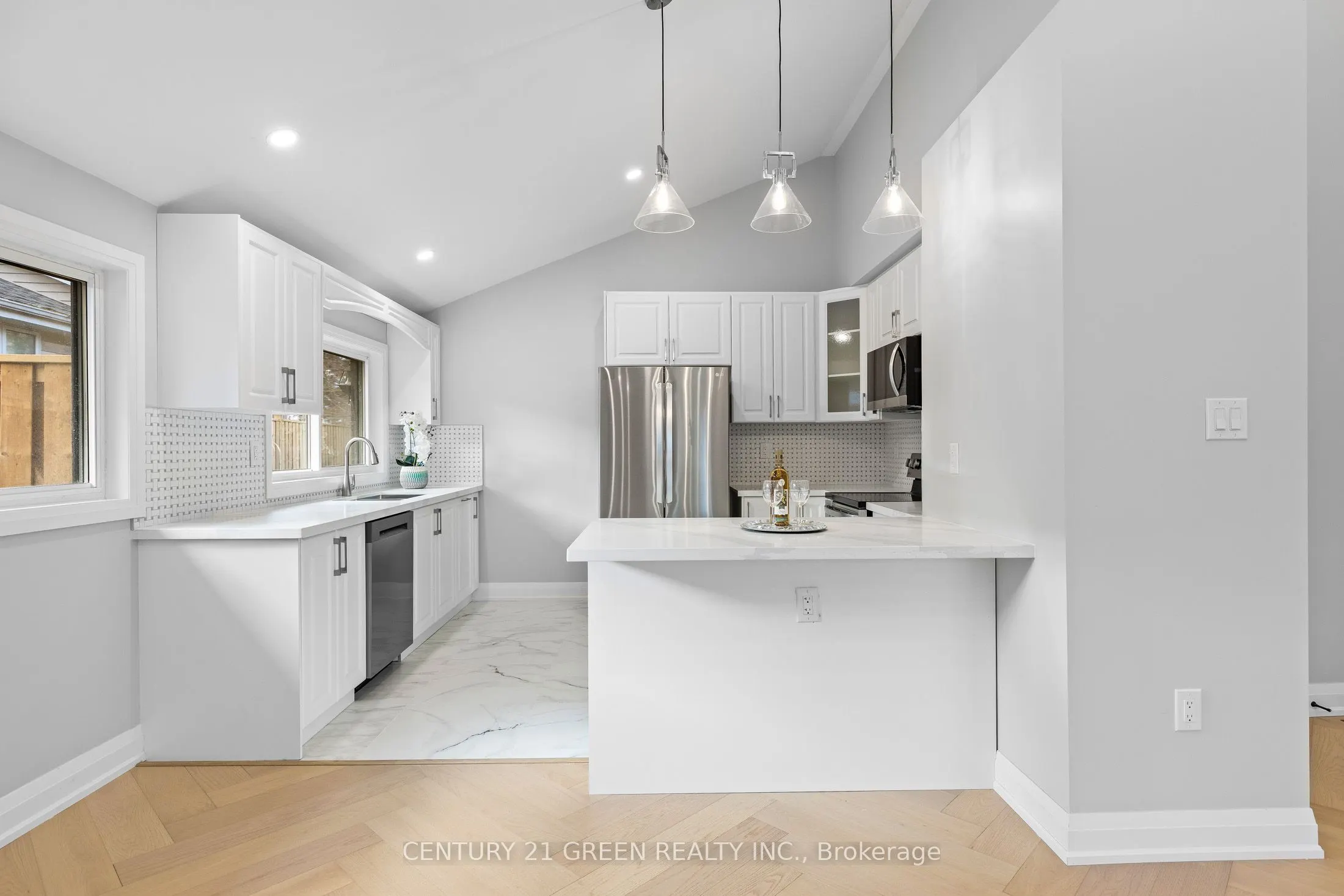 32 Brookridge Drive
