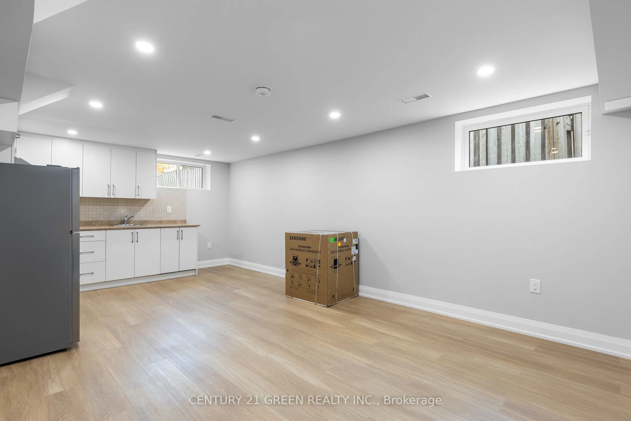 32 Brookridge Drive