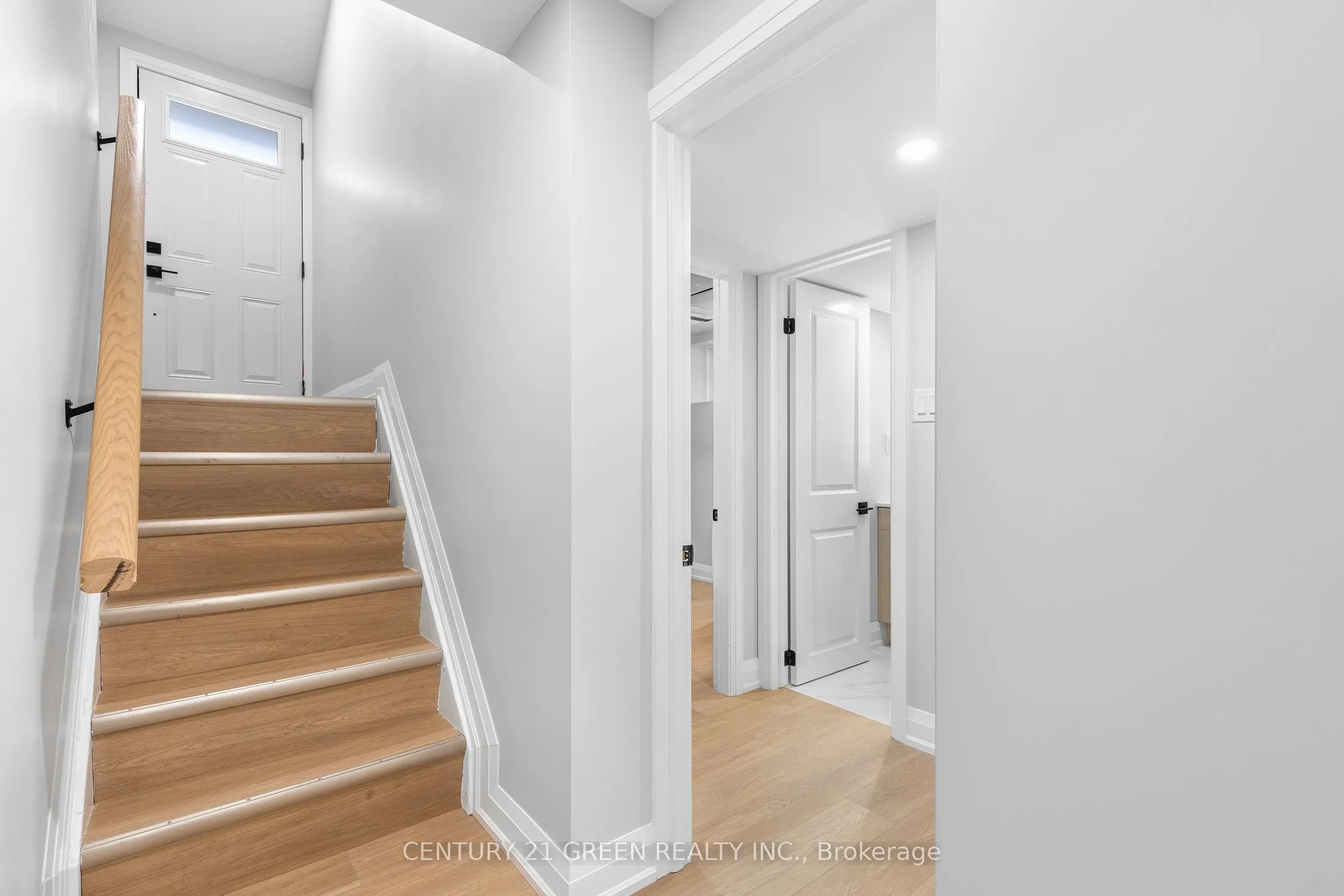 32 Brookridge Drive