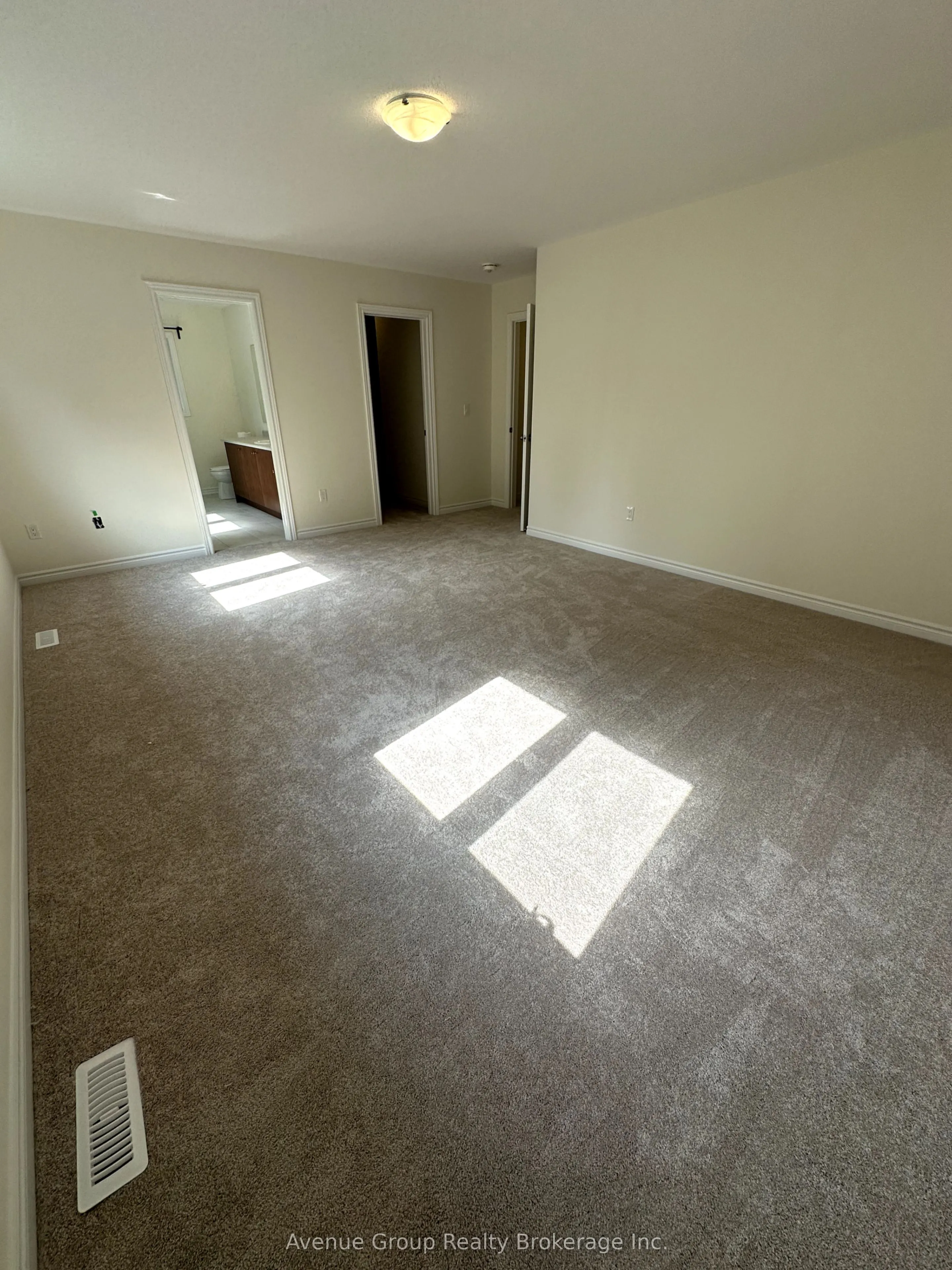 110 North Garden Boulevard