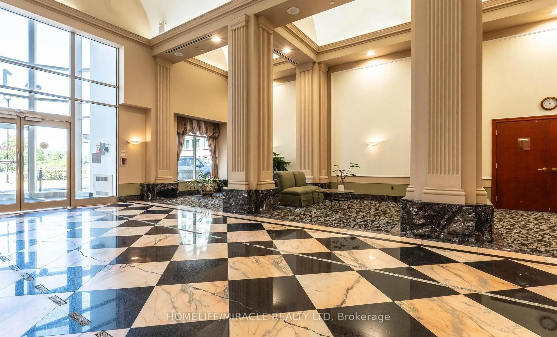 1 Lee Centre Drive, #1506