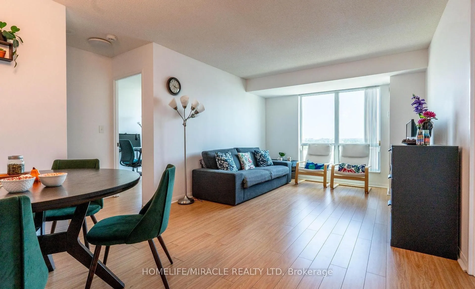 1 Lee Centre Drive, #1506