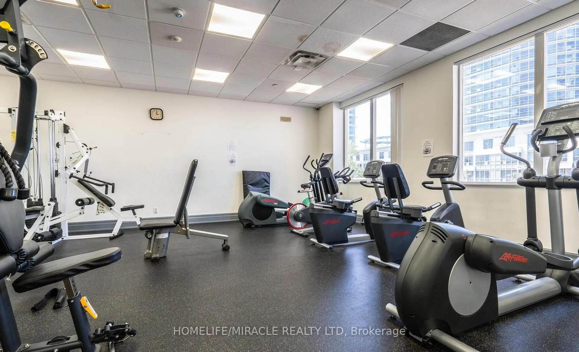 1 Lee Centre Drive, #1506
