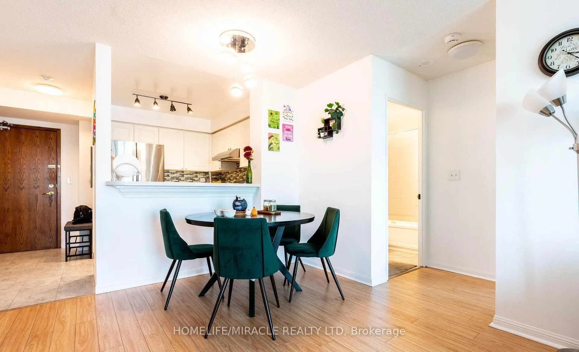 1 Lee Centre Drive, #1506
