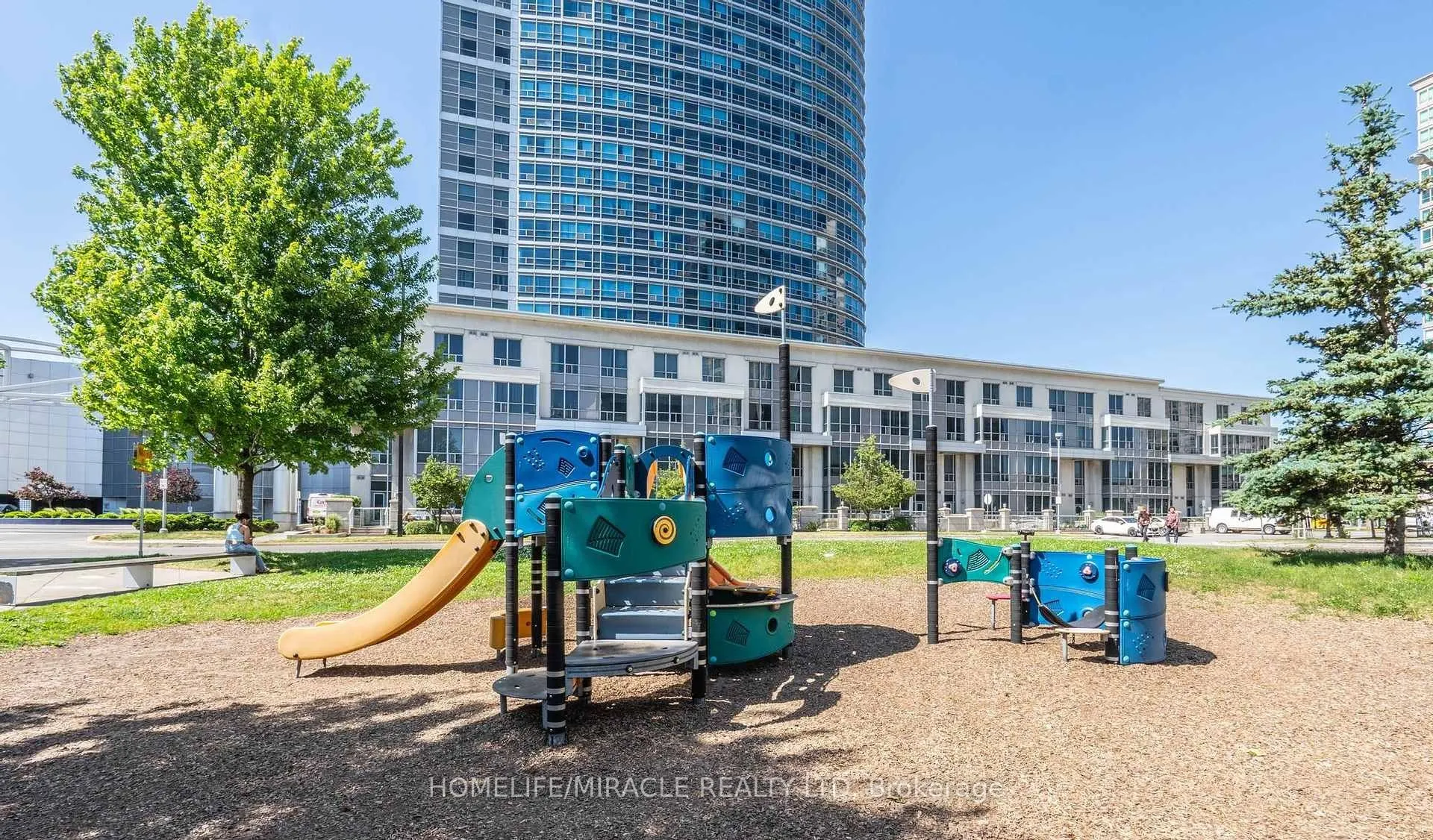 1 Lee Centre Drive, #1506