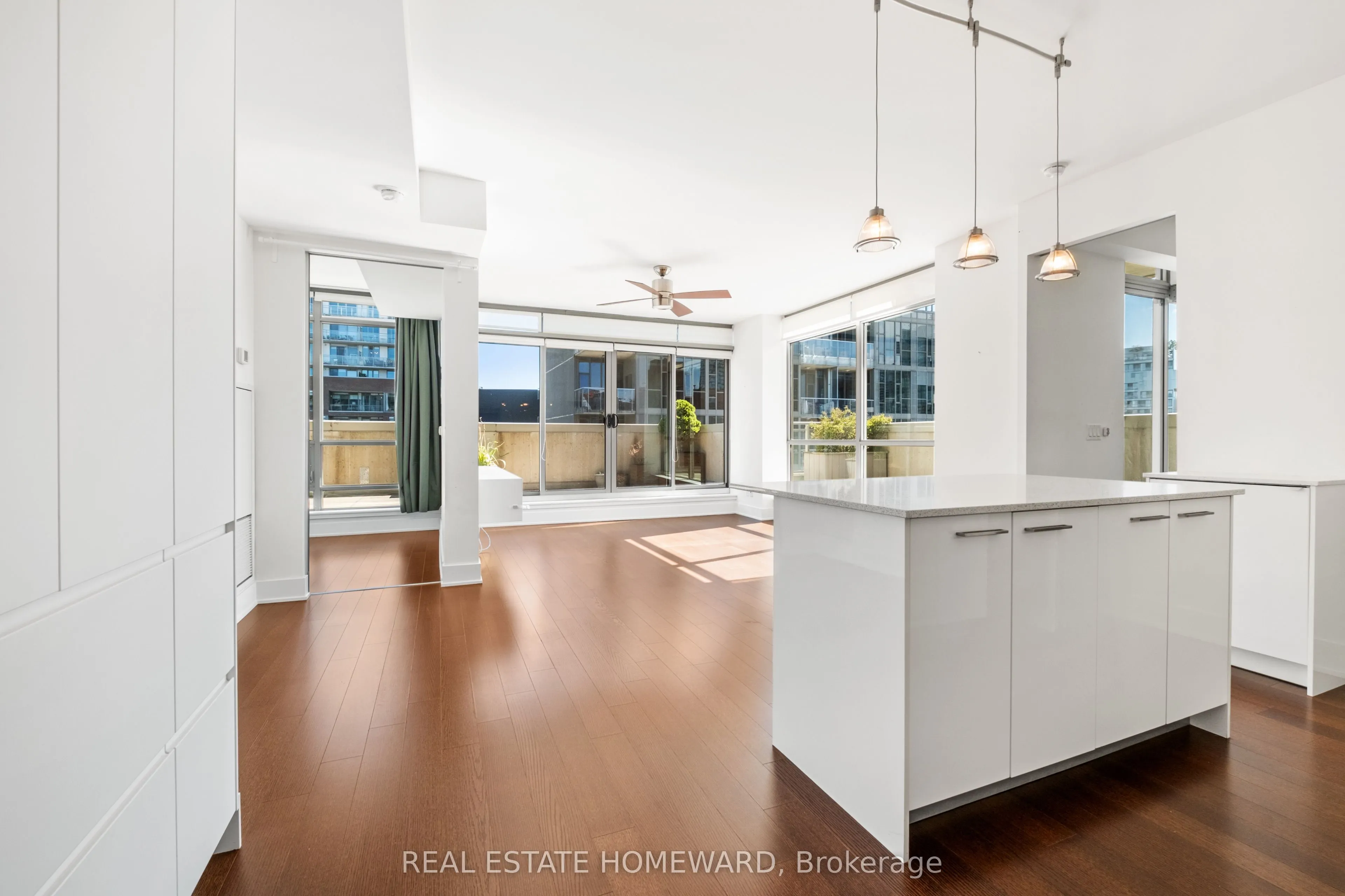 630 Queen Street E, #501