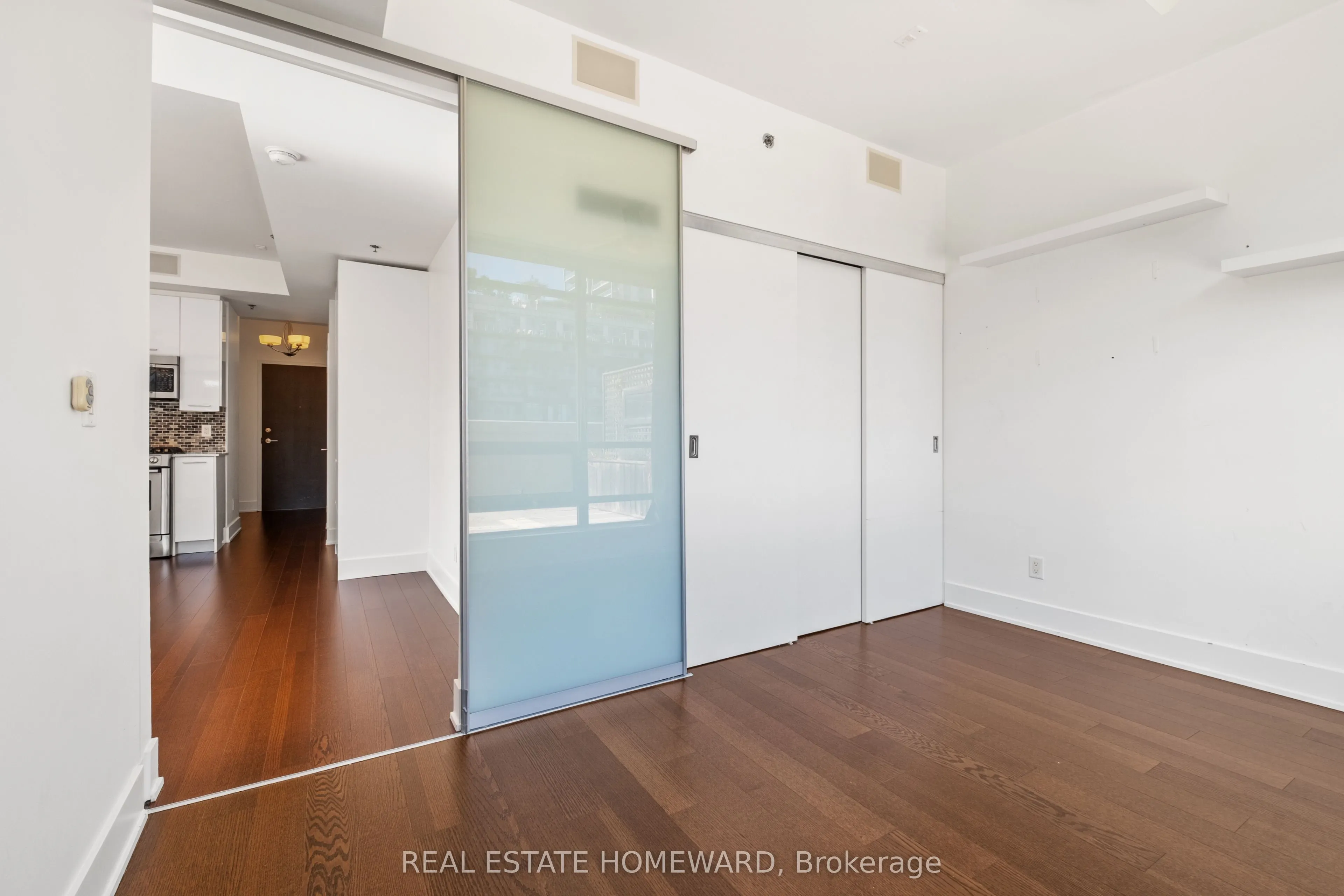 630 Queen Street E, #501