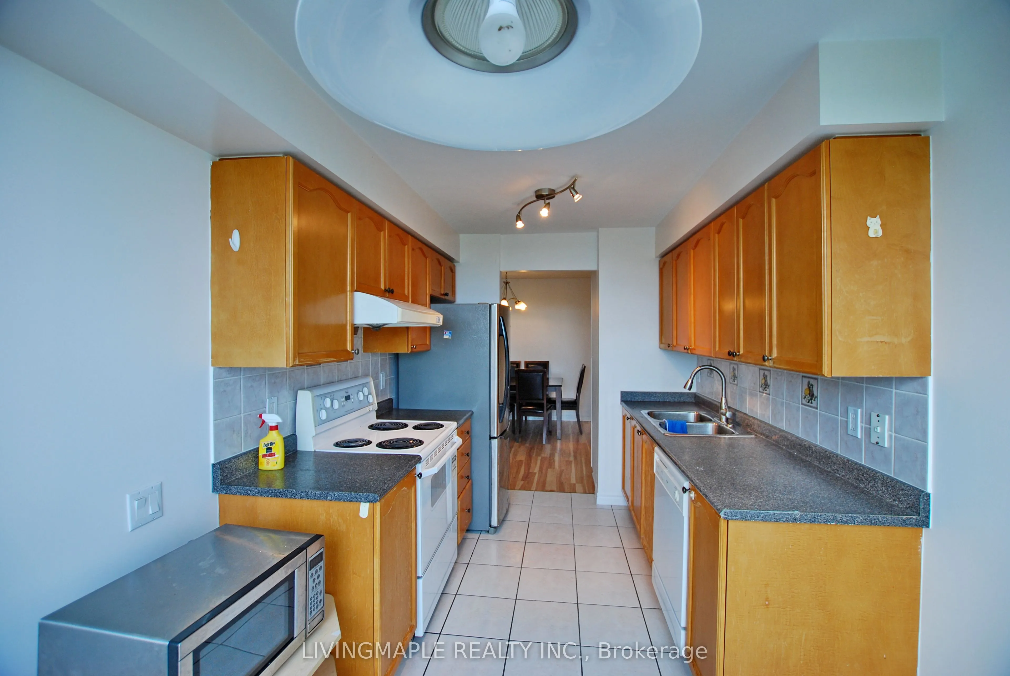 61 Town Centre Court, #1010
