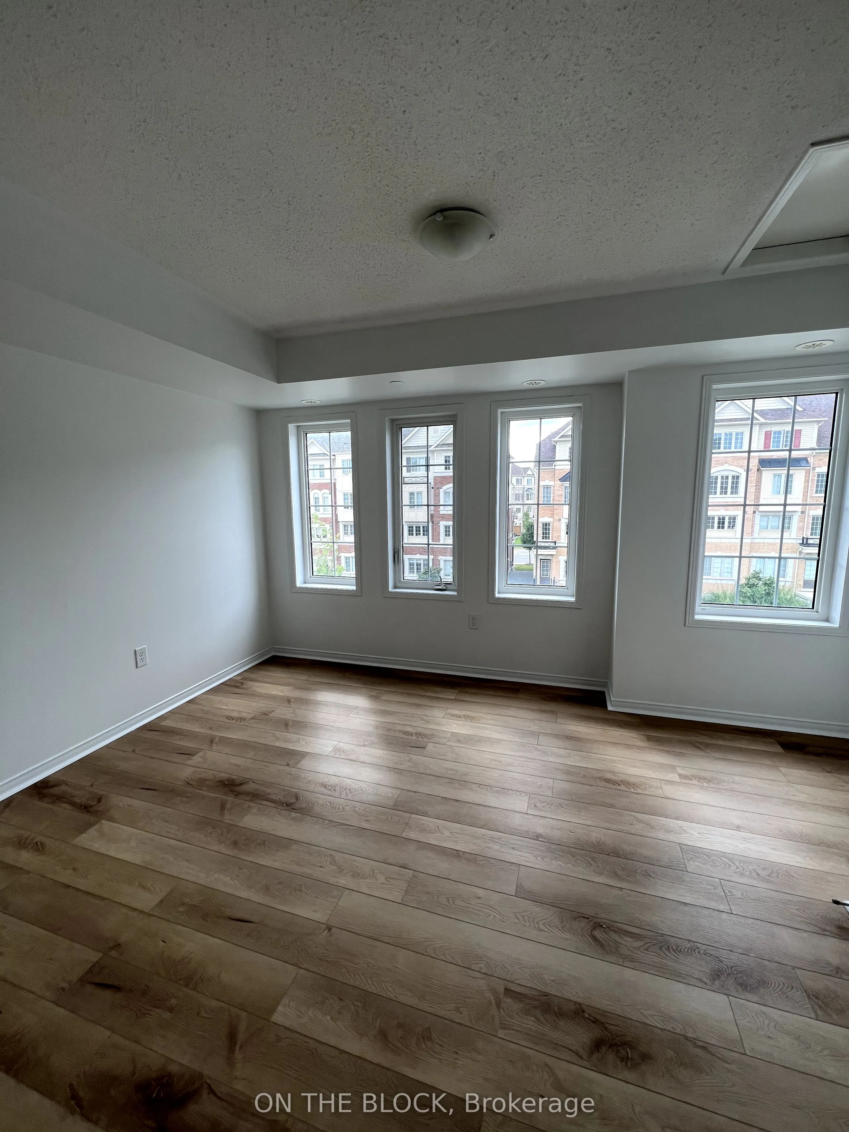 2454 Rosedrop Path, #224