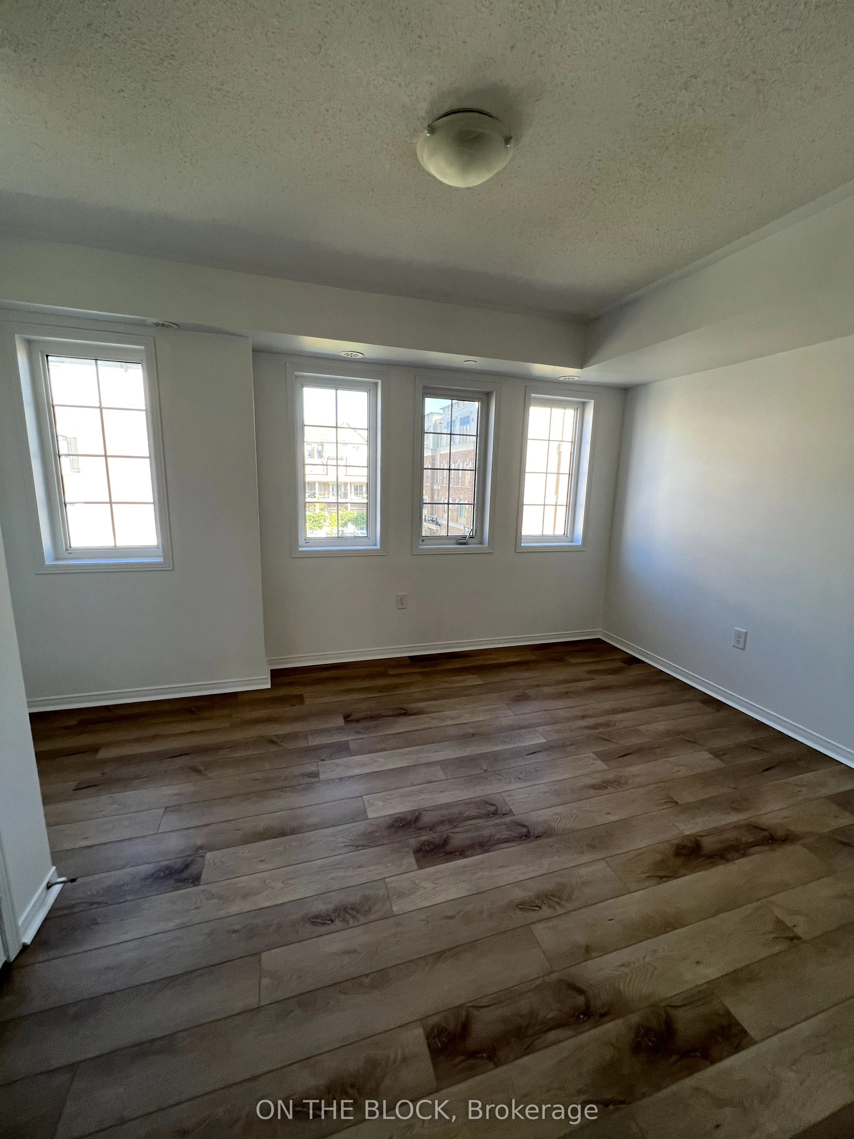 2454 Rosedrop Path, #224