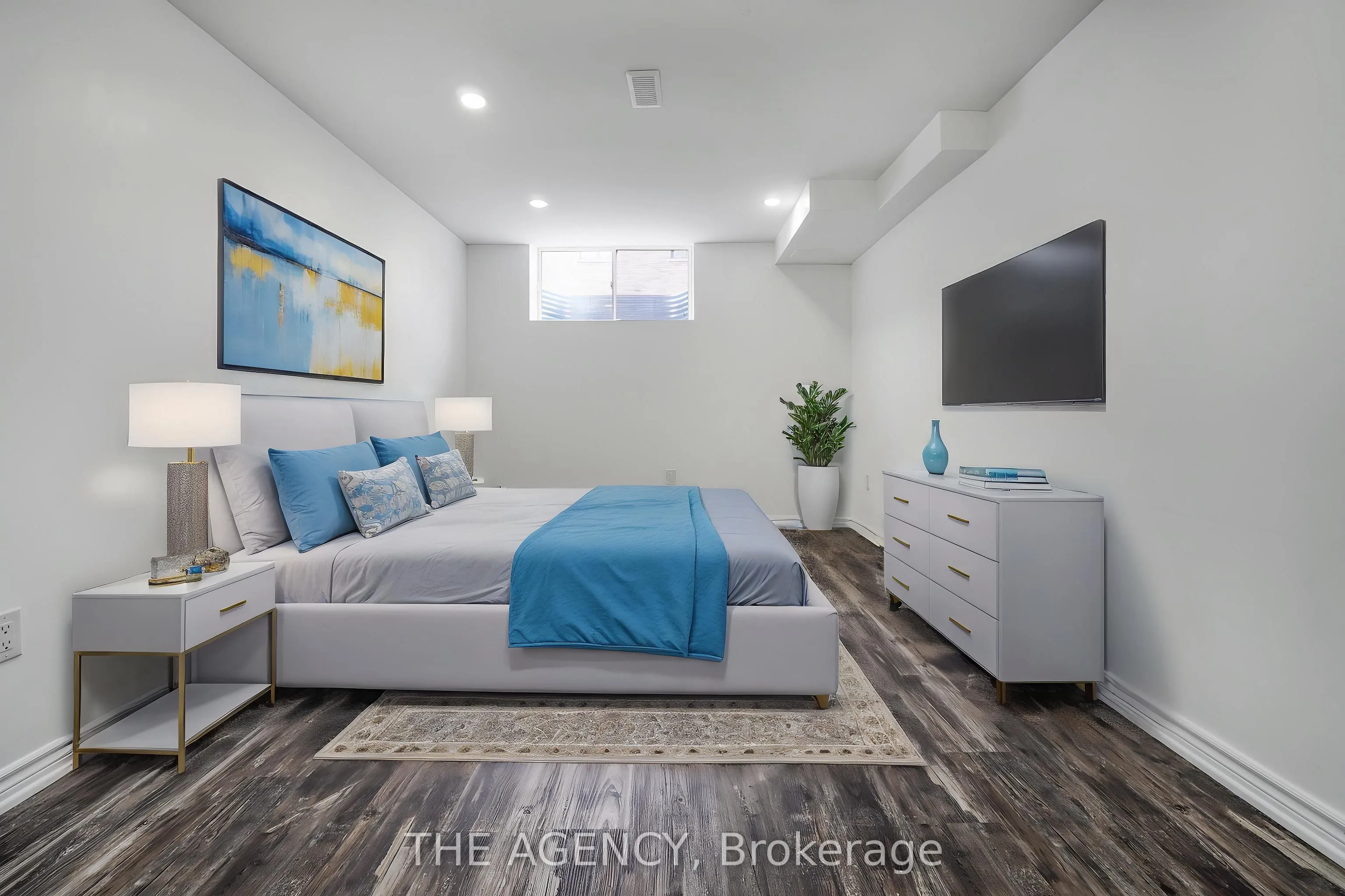 10 Moses Crescent