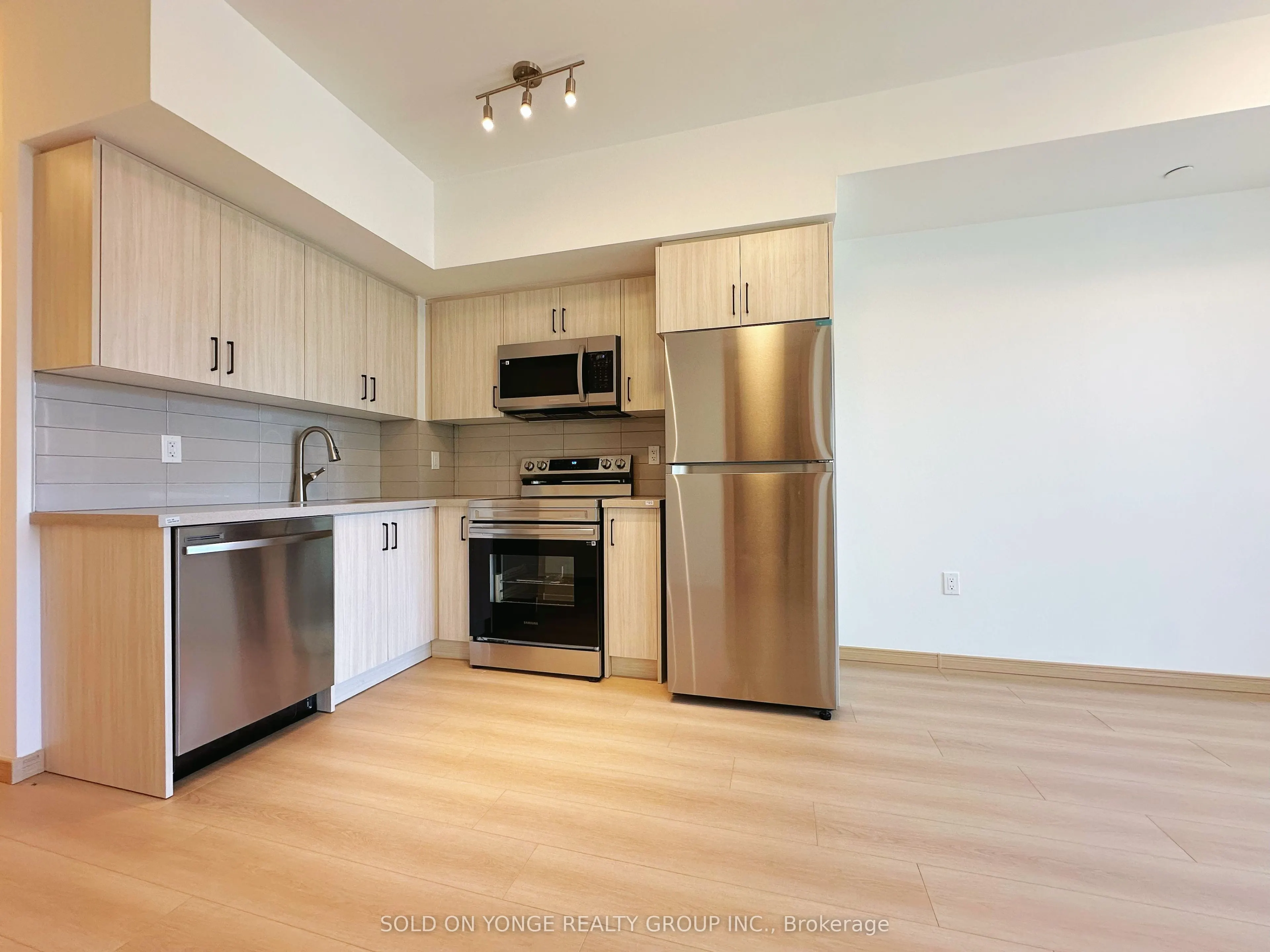 3429 Sheppard Avenue E, #206