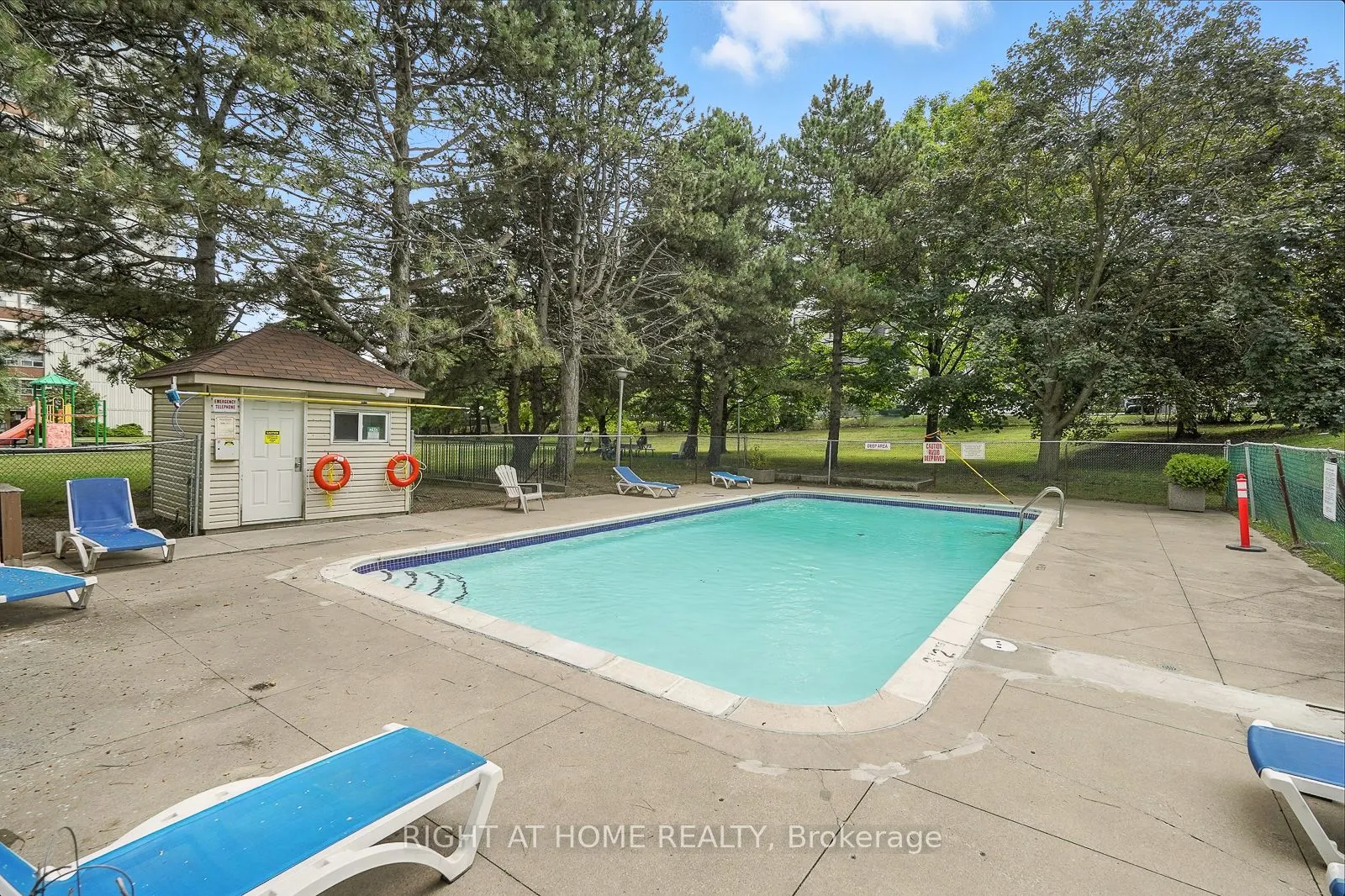 45 Silver Springs Boulevard, #902