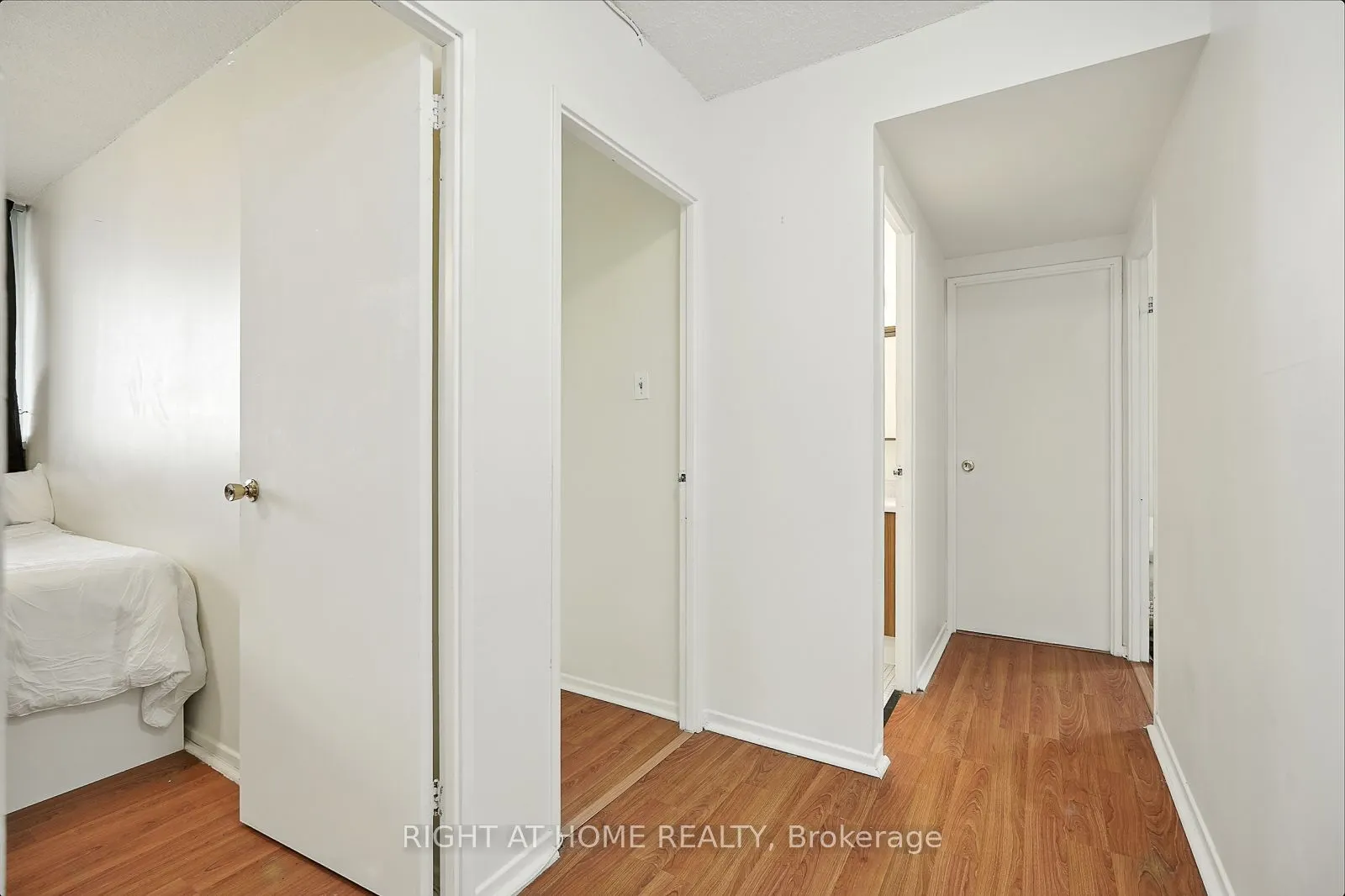 45 Silver Springs Boulevard, #902