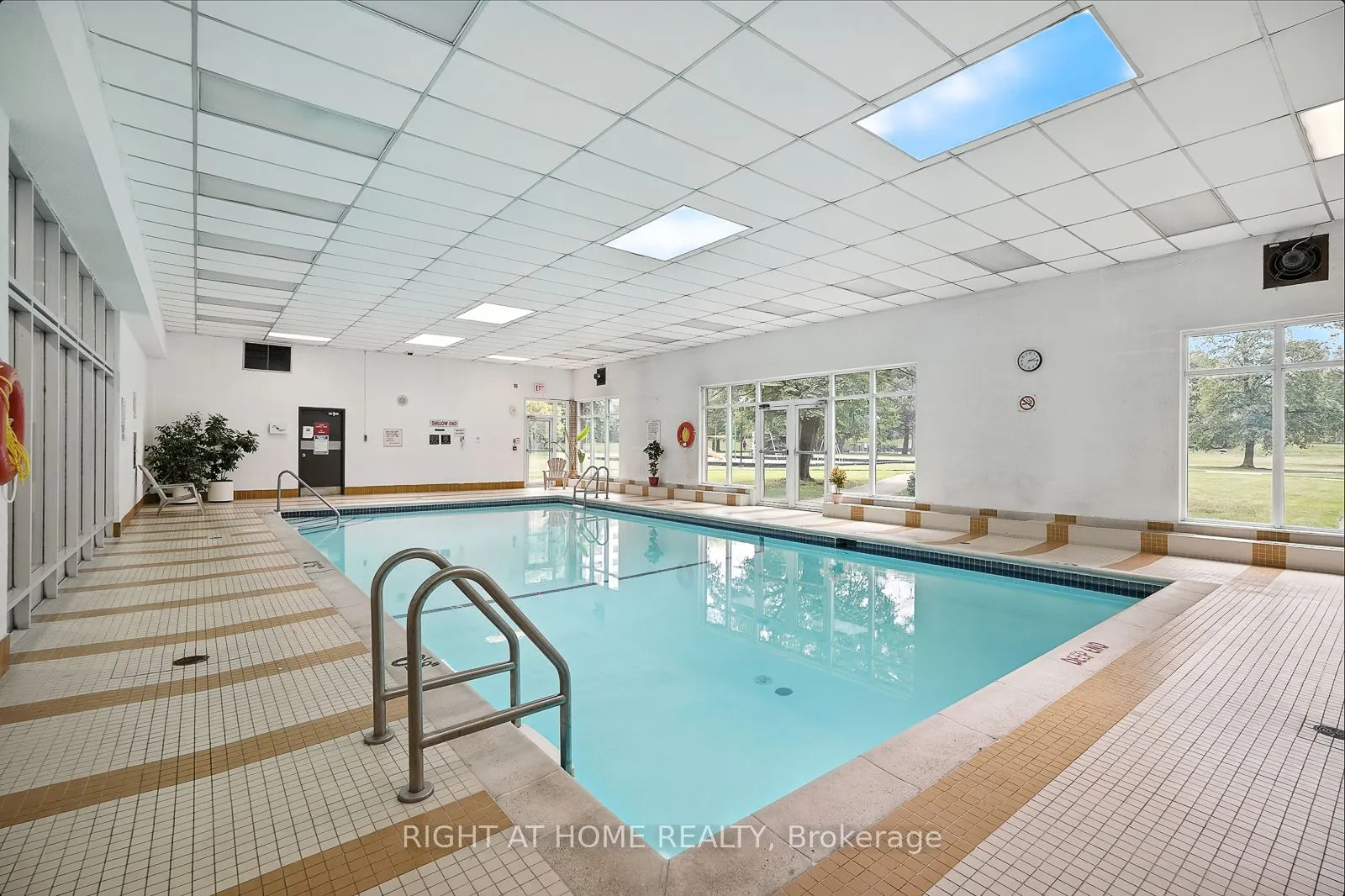 45 Silver Springs Boulevard, #902