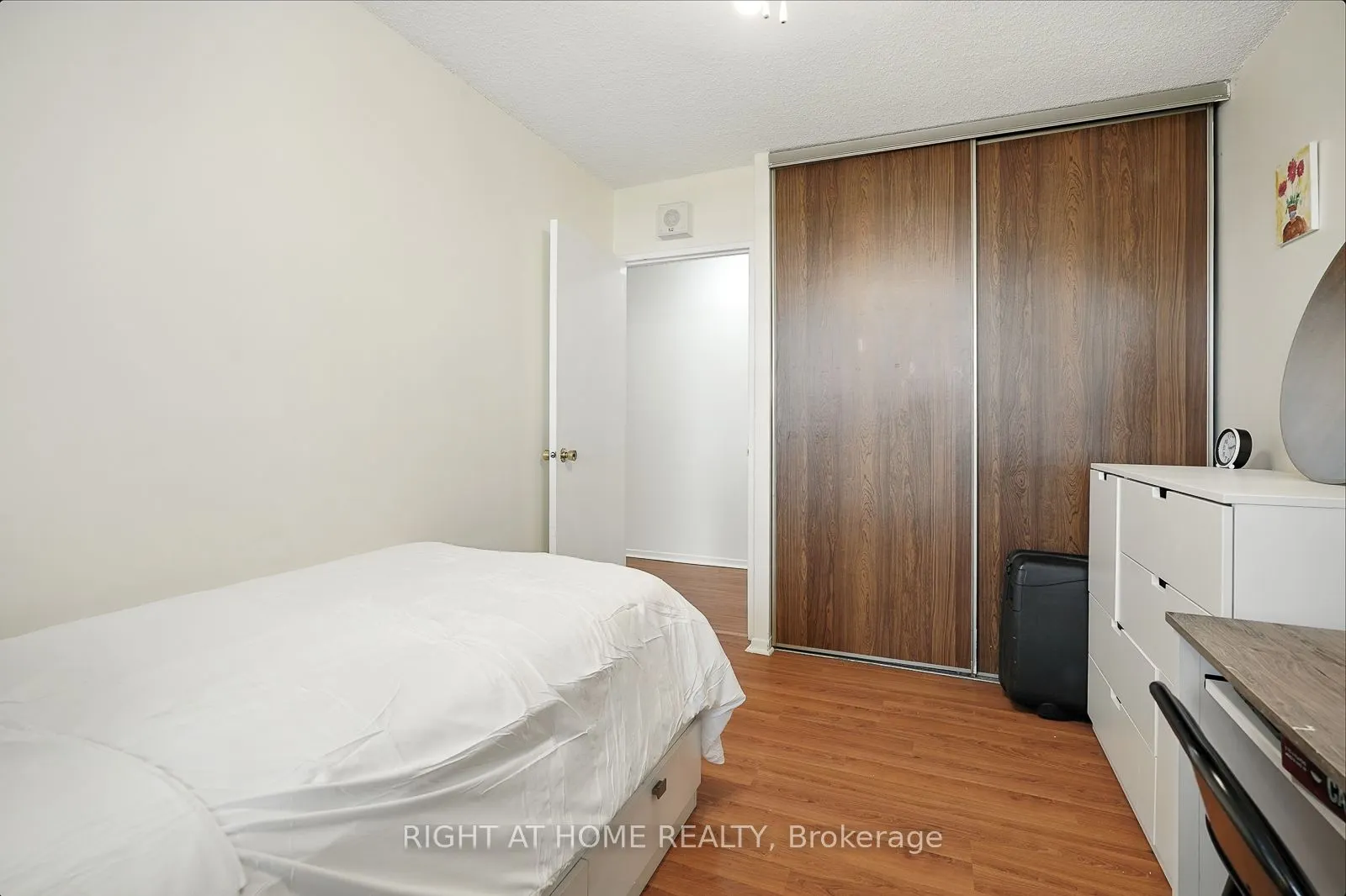 45 Silver Springs Boulevard, #902