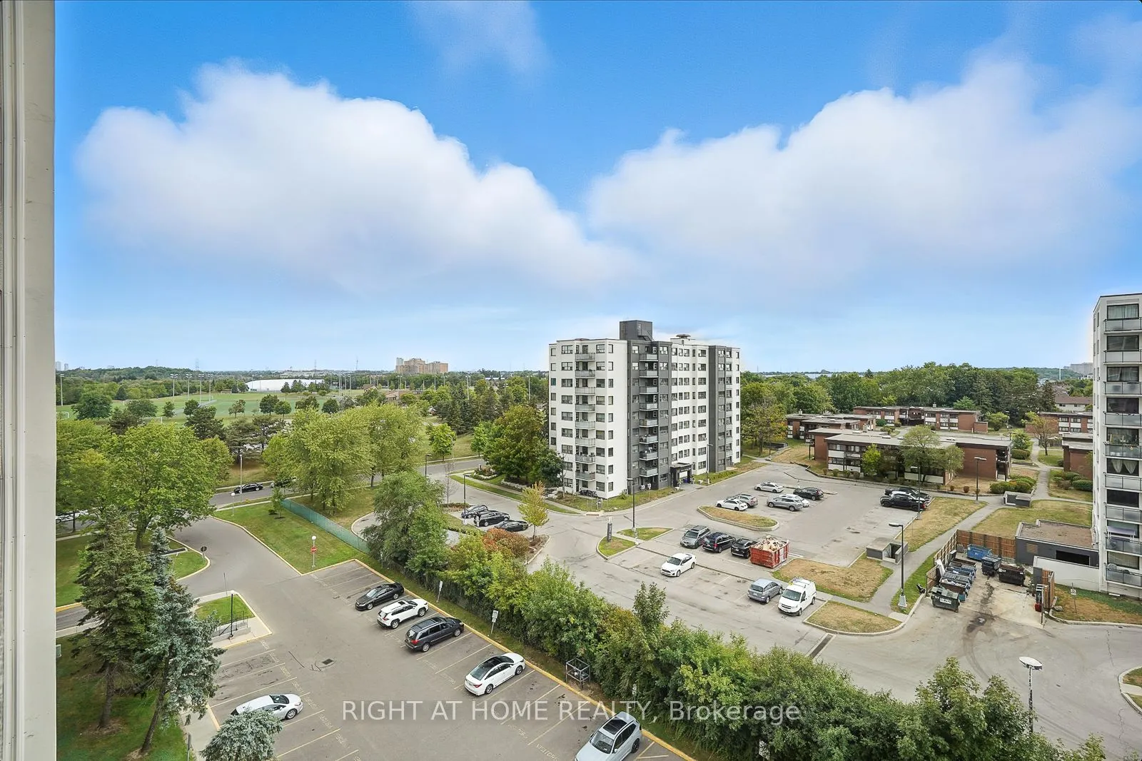 45 Silver Springs Boulevard, #902