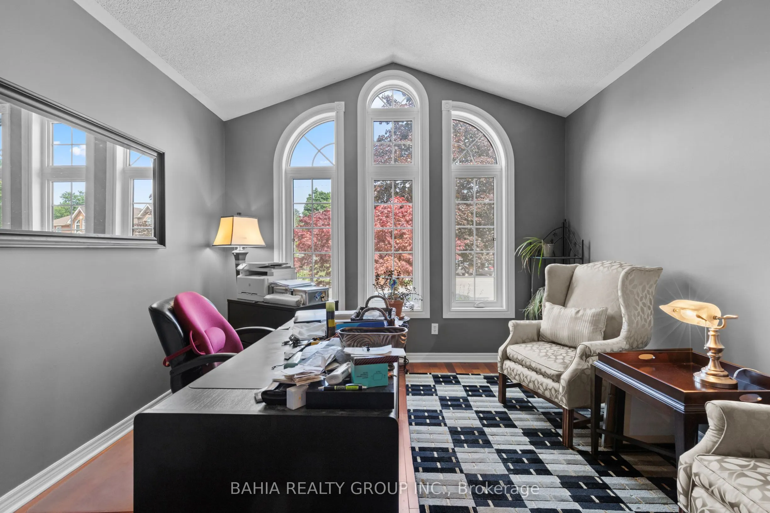 2 Tanis Crescent