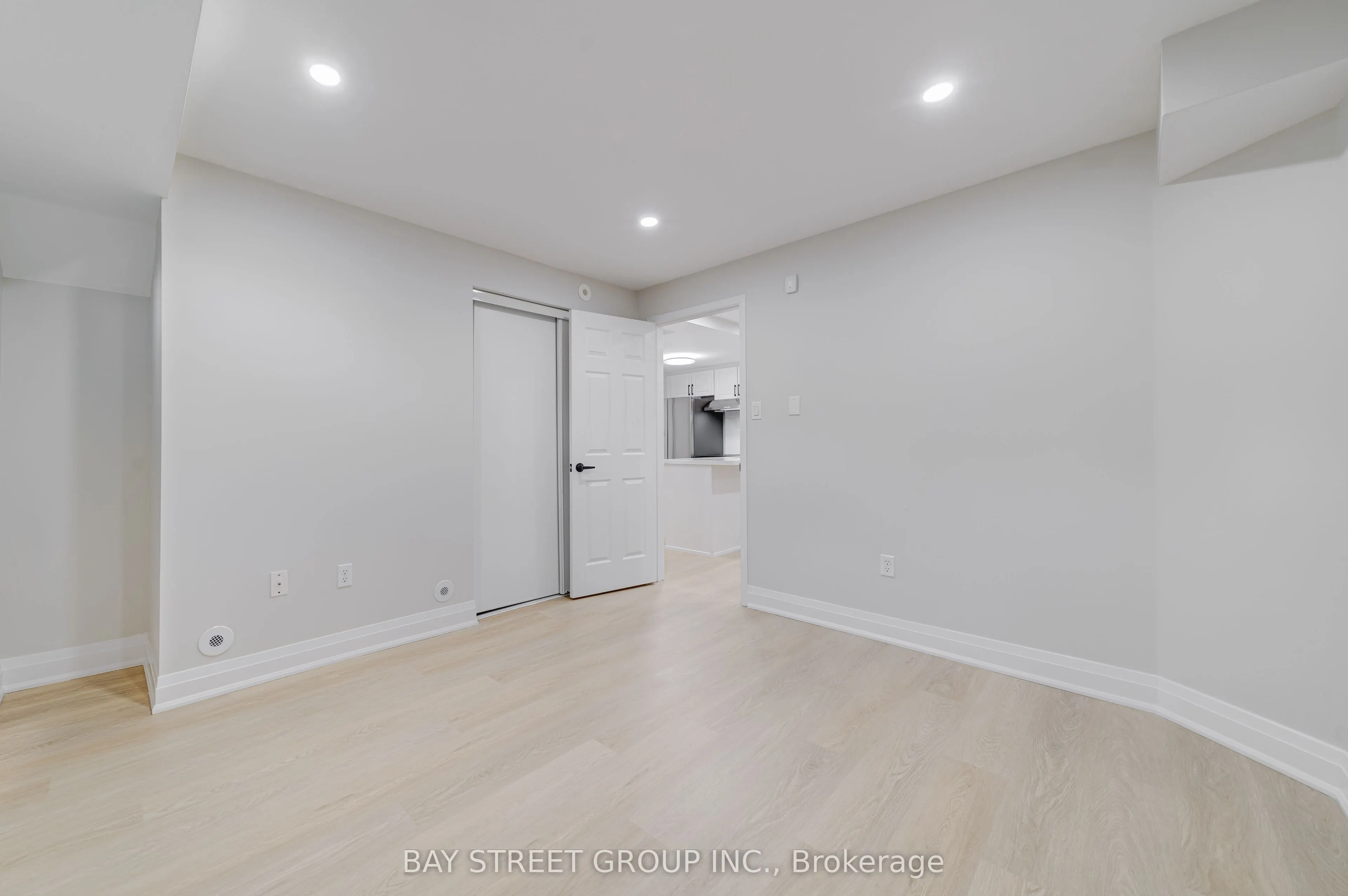 42 Pinery Trail, #120
