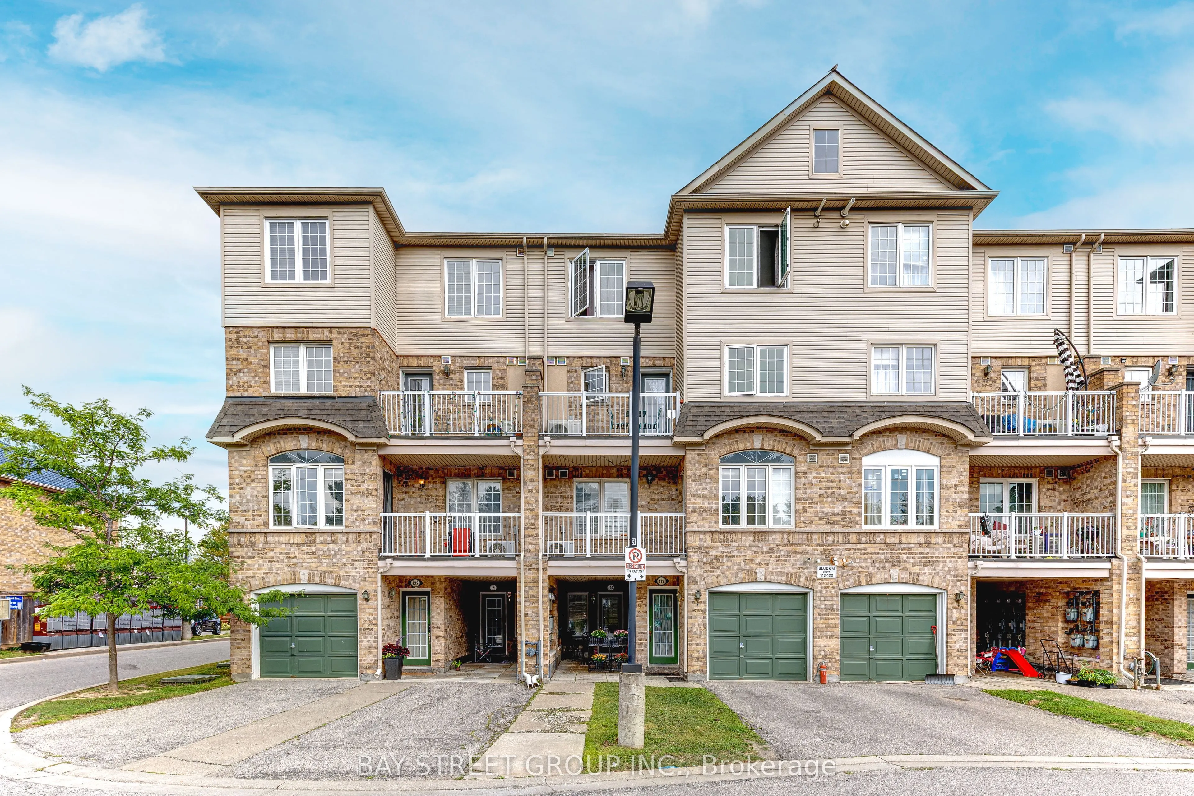 42 Pinery Trail, #120