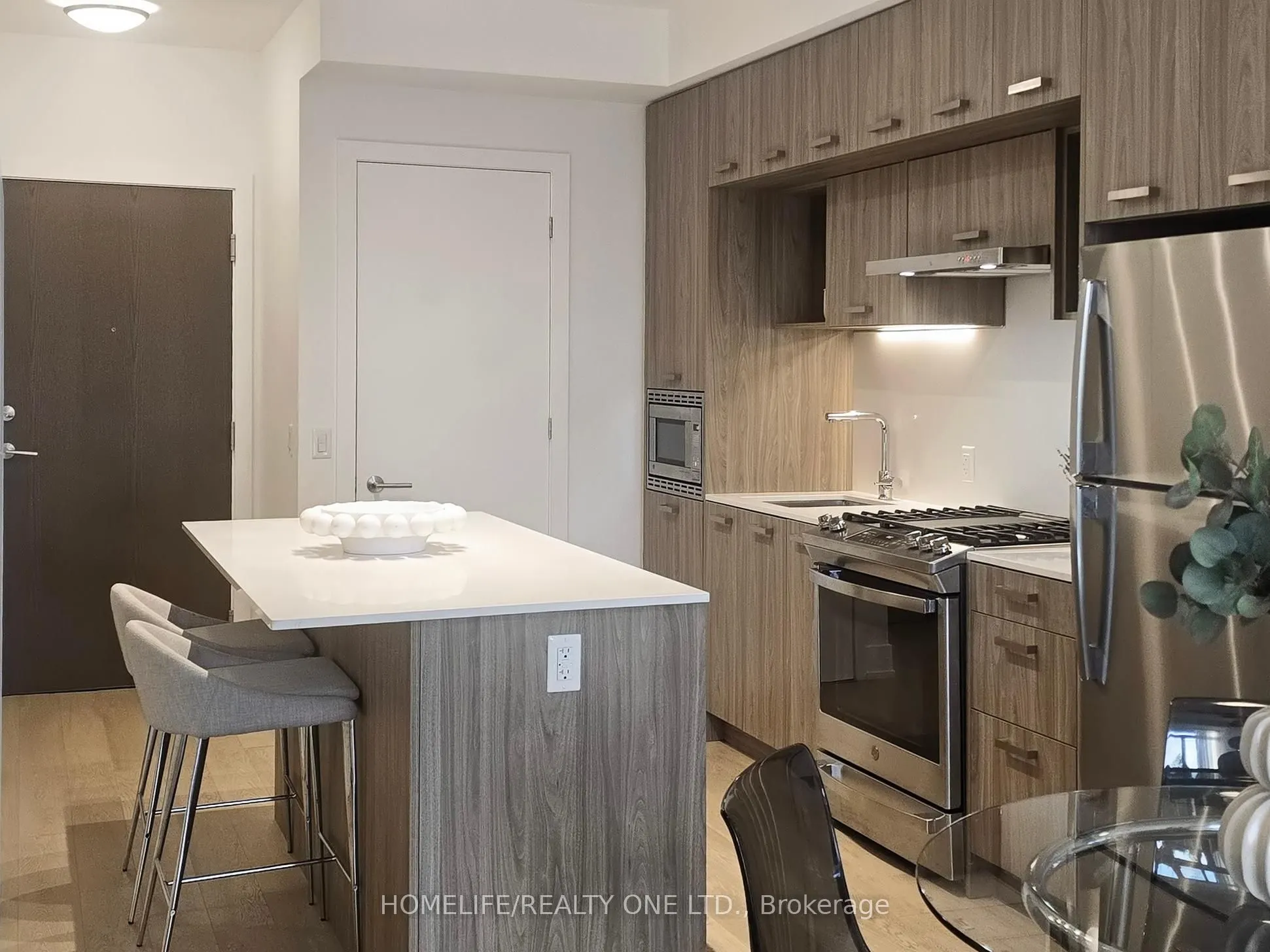1331 Queen Street E, #402