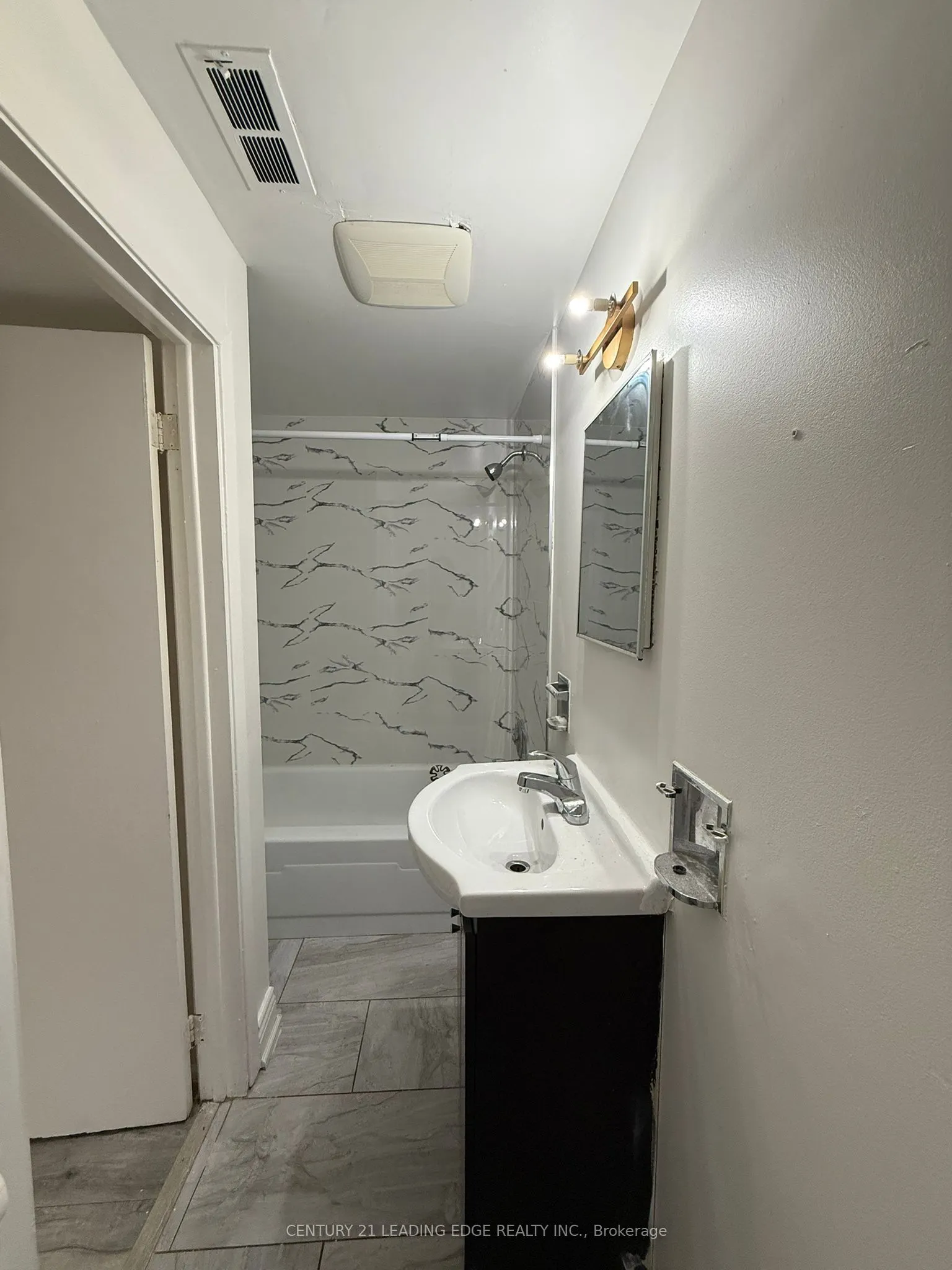 786 West Shore Boulevard, #Basement