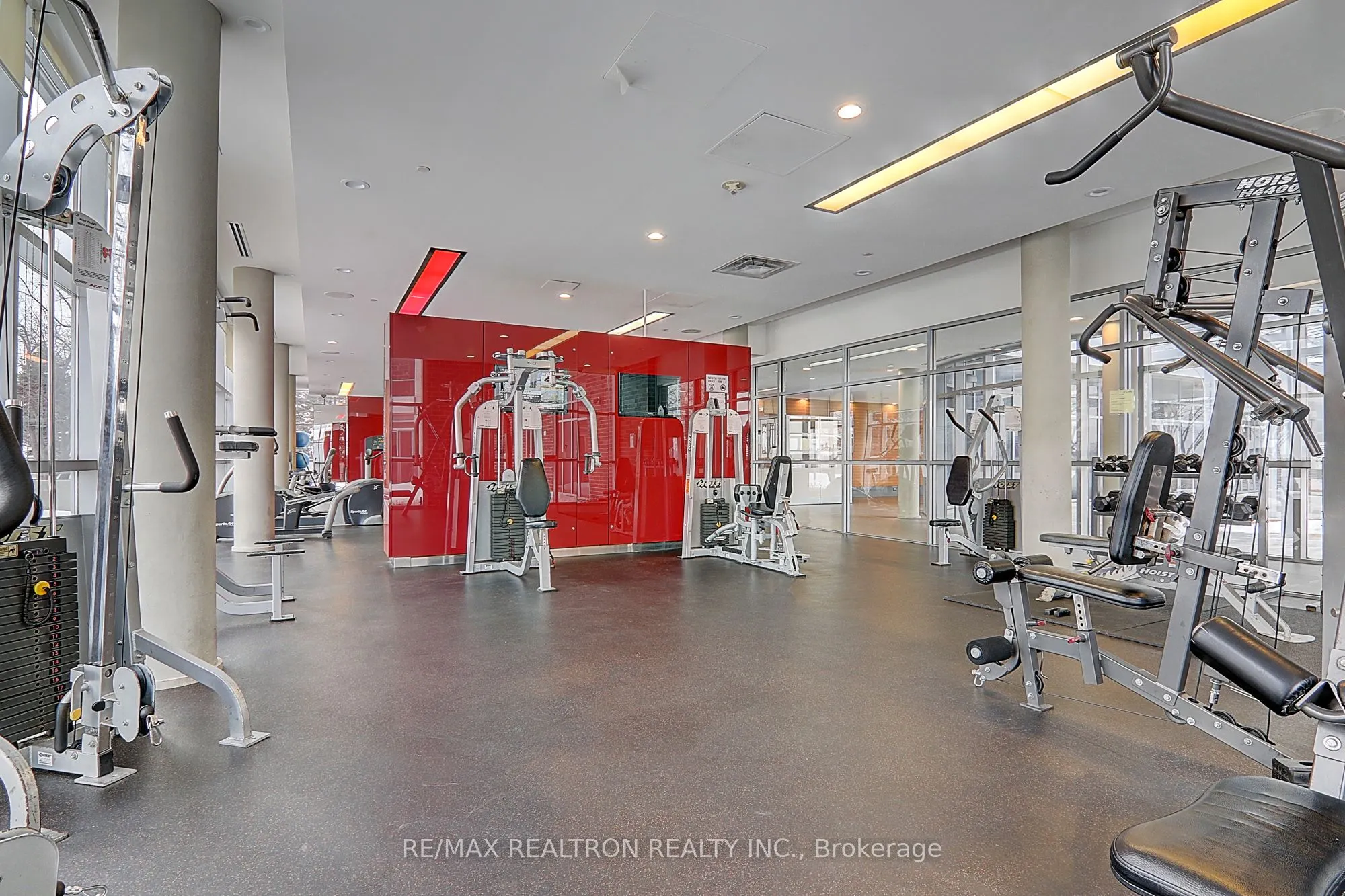 135 Village Green Square, #3220