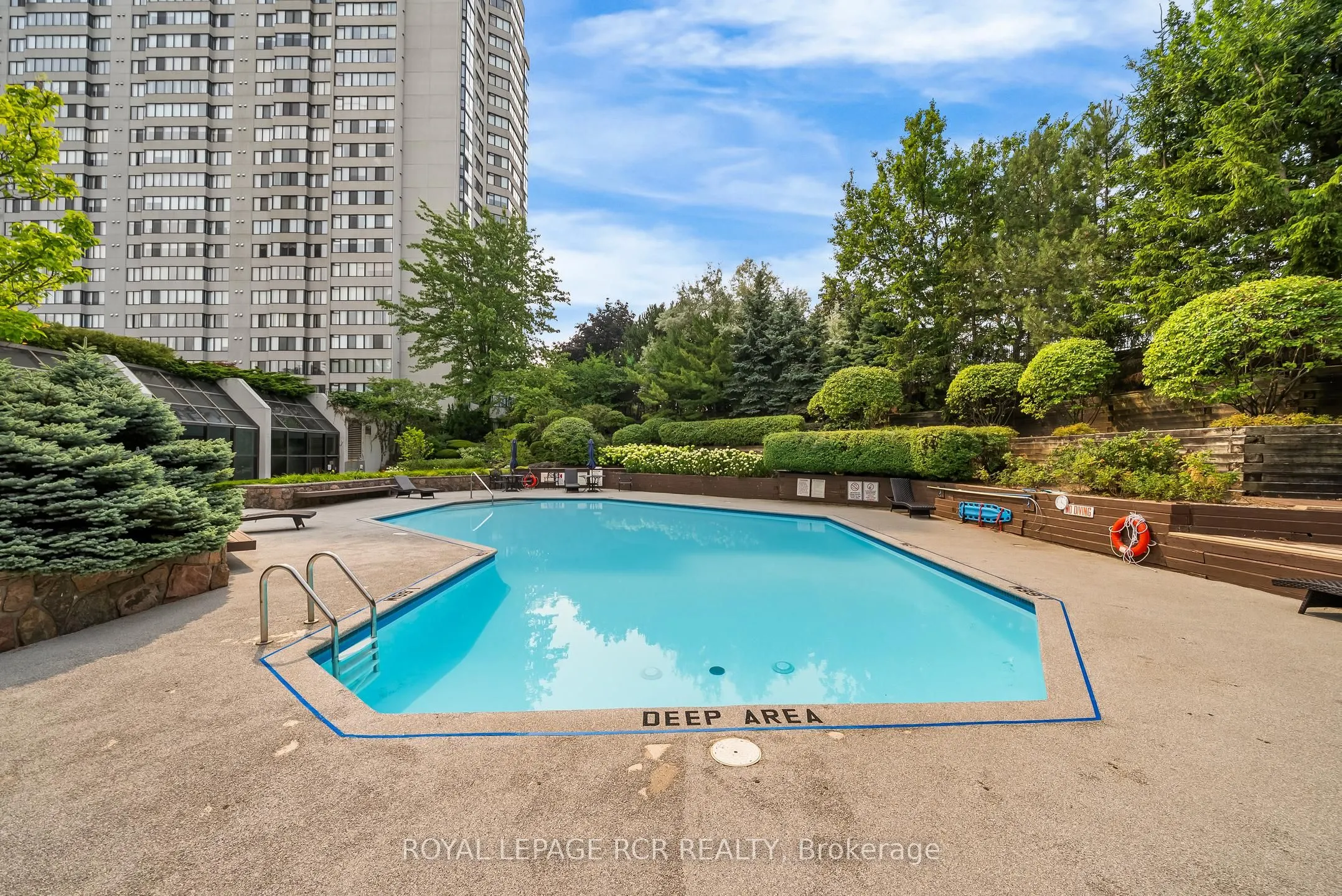 2350 Bridletowne Circle, #1402