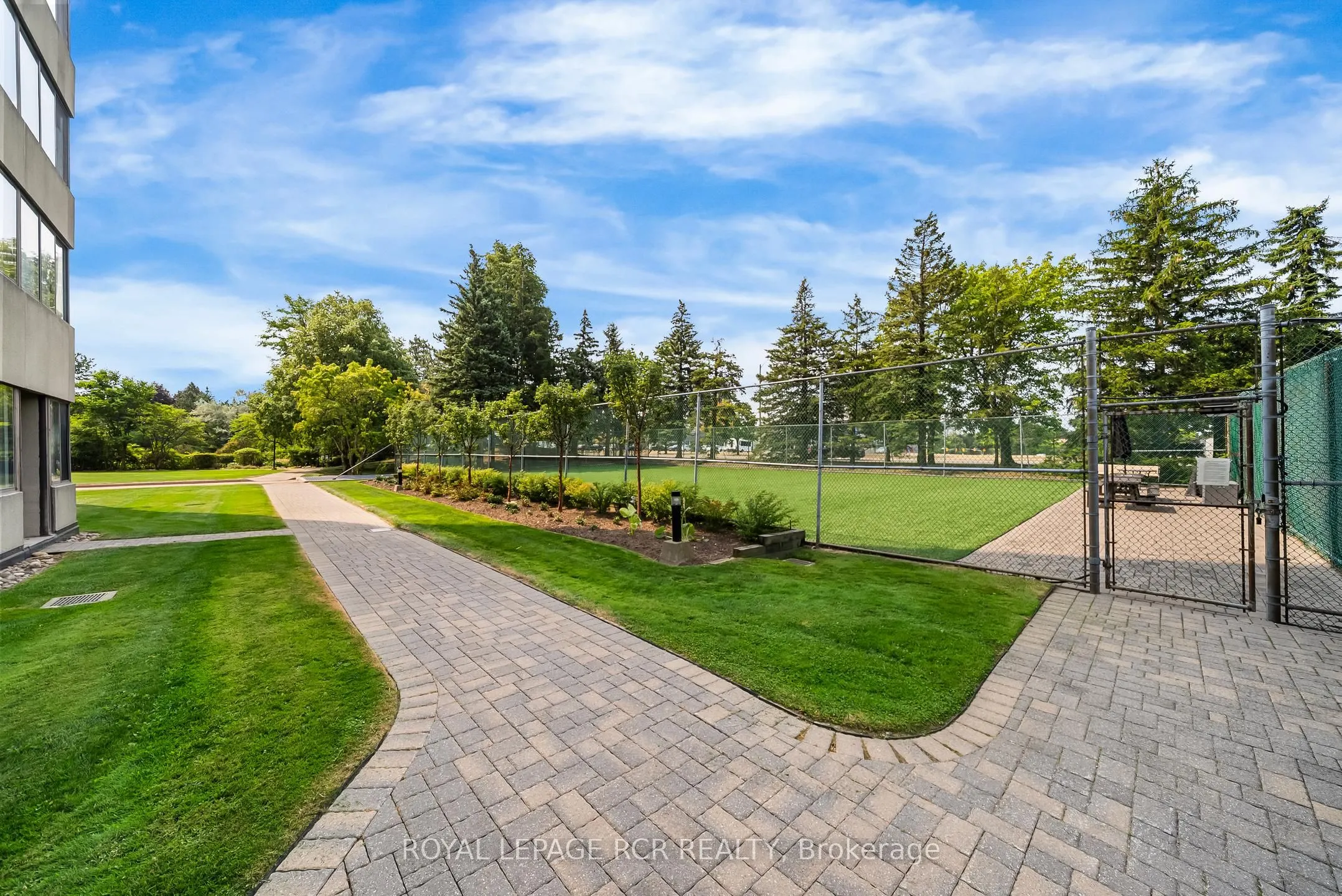 2350 Bridletowne Circle, #1402