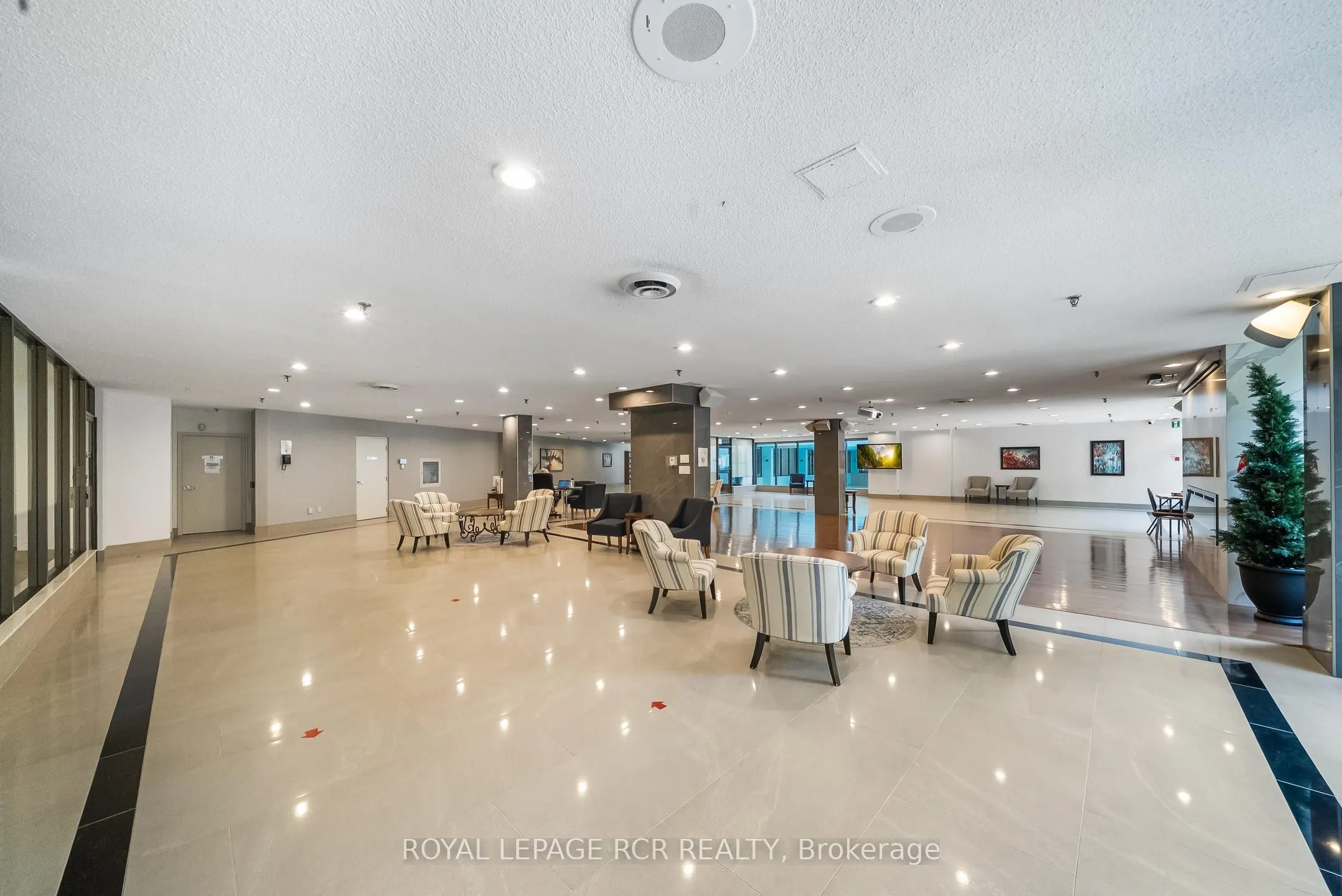 2350 Bridletowne Circle, #1402