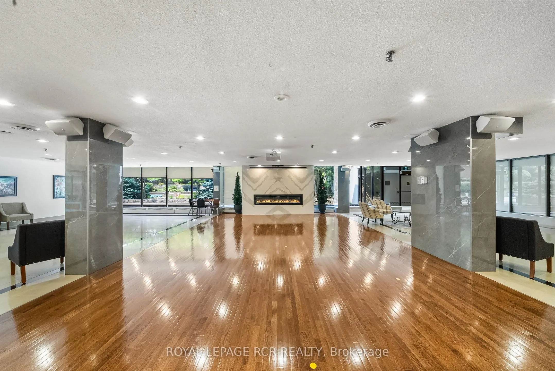 2350 Bridletowne Circle, #1402