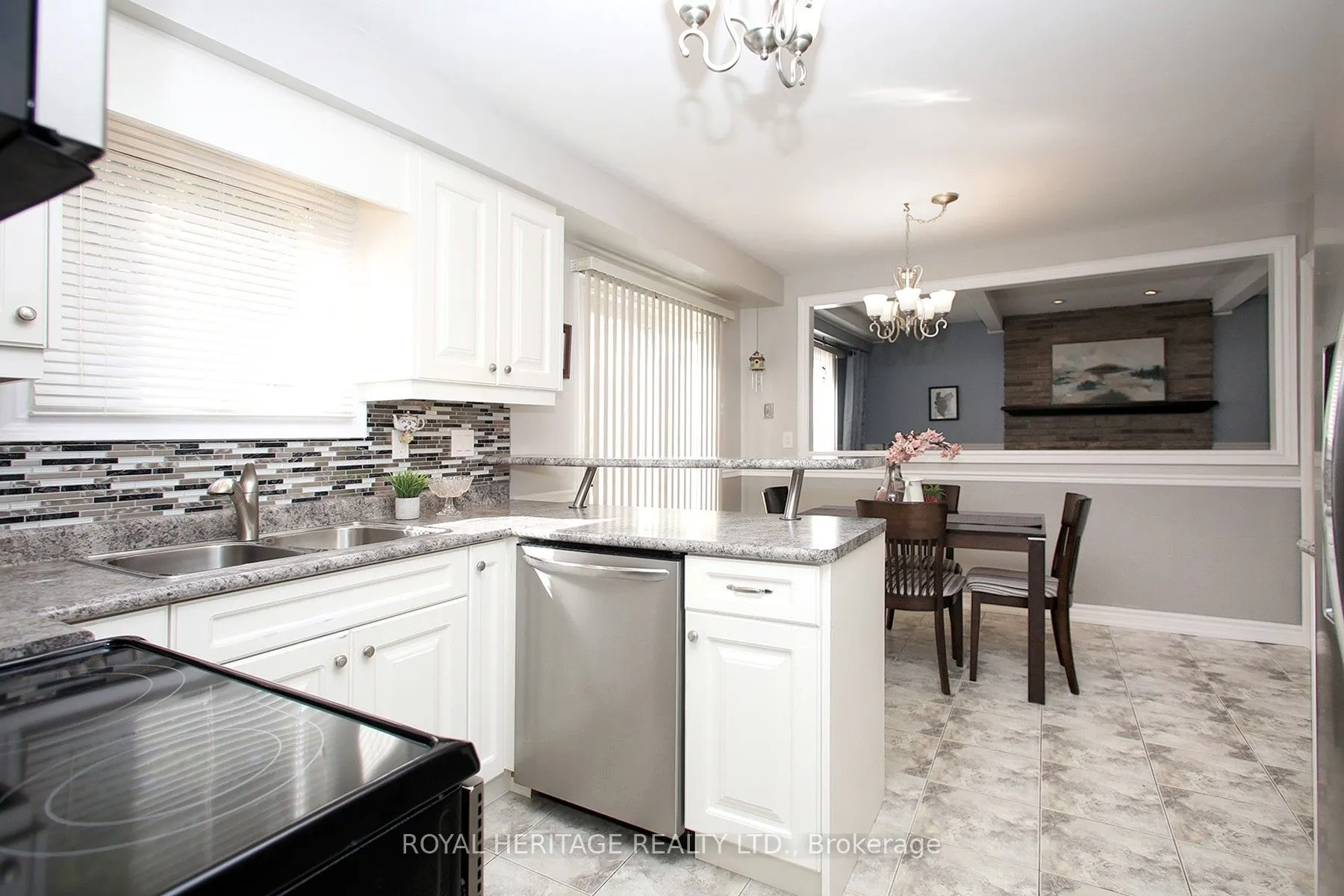 566 Creekview Circle
