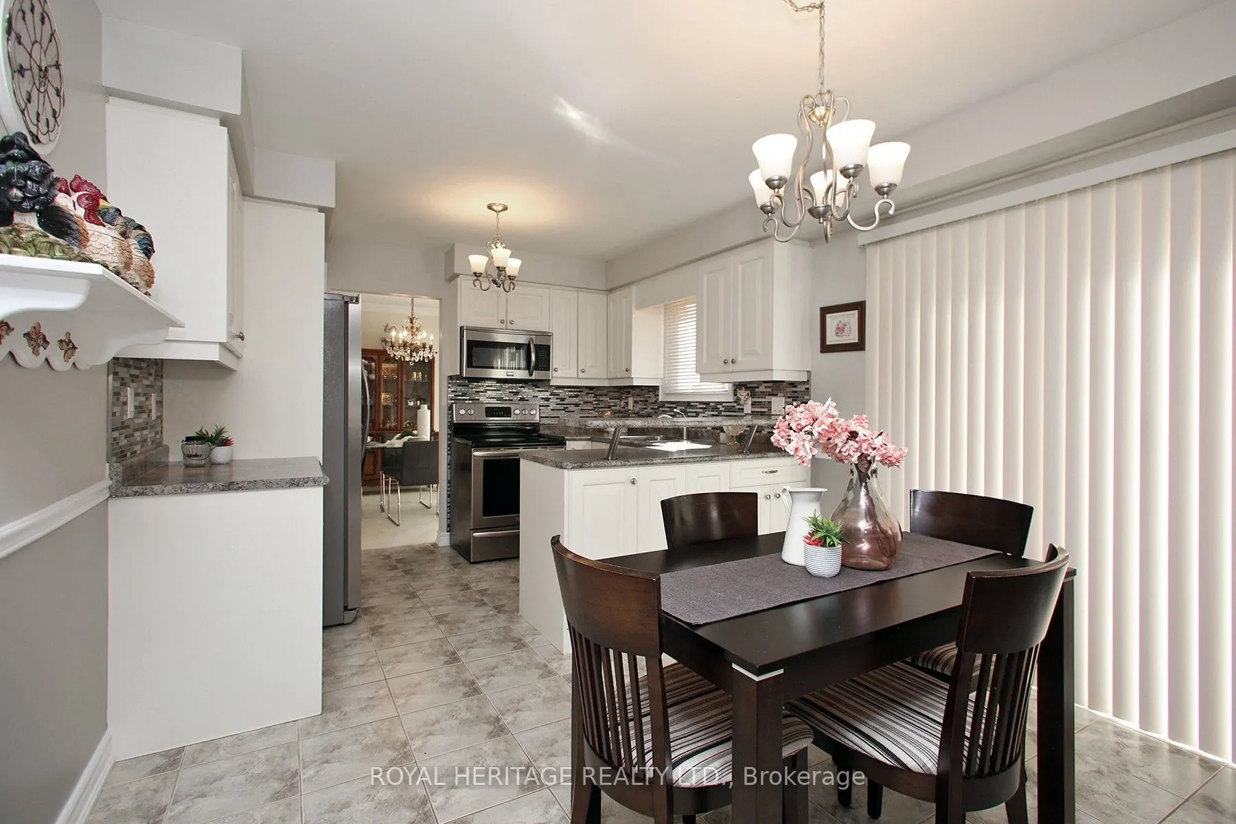 566 Creekview Circle