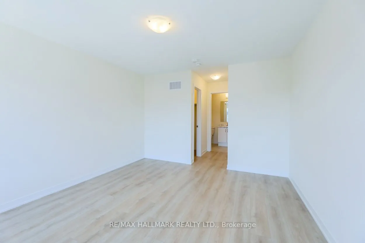 1695 Dersan Street, #703