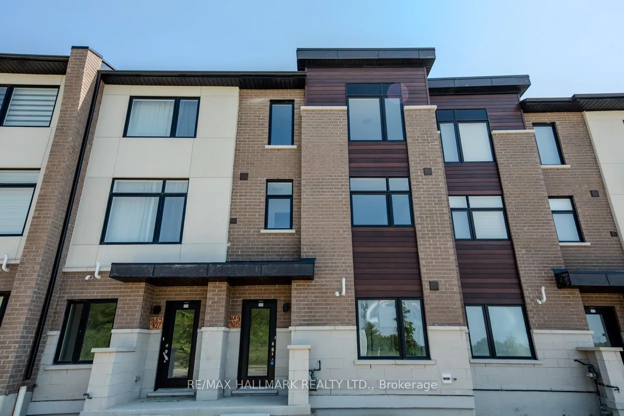 1695 Dersan Street, #703