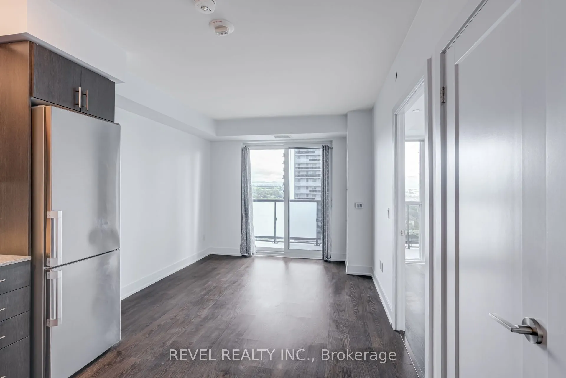 2550 Simcoe Street N, #1411