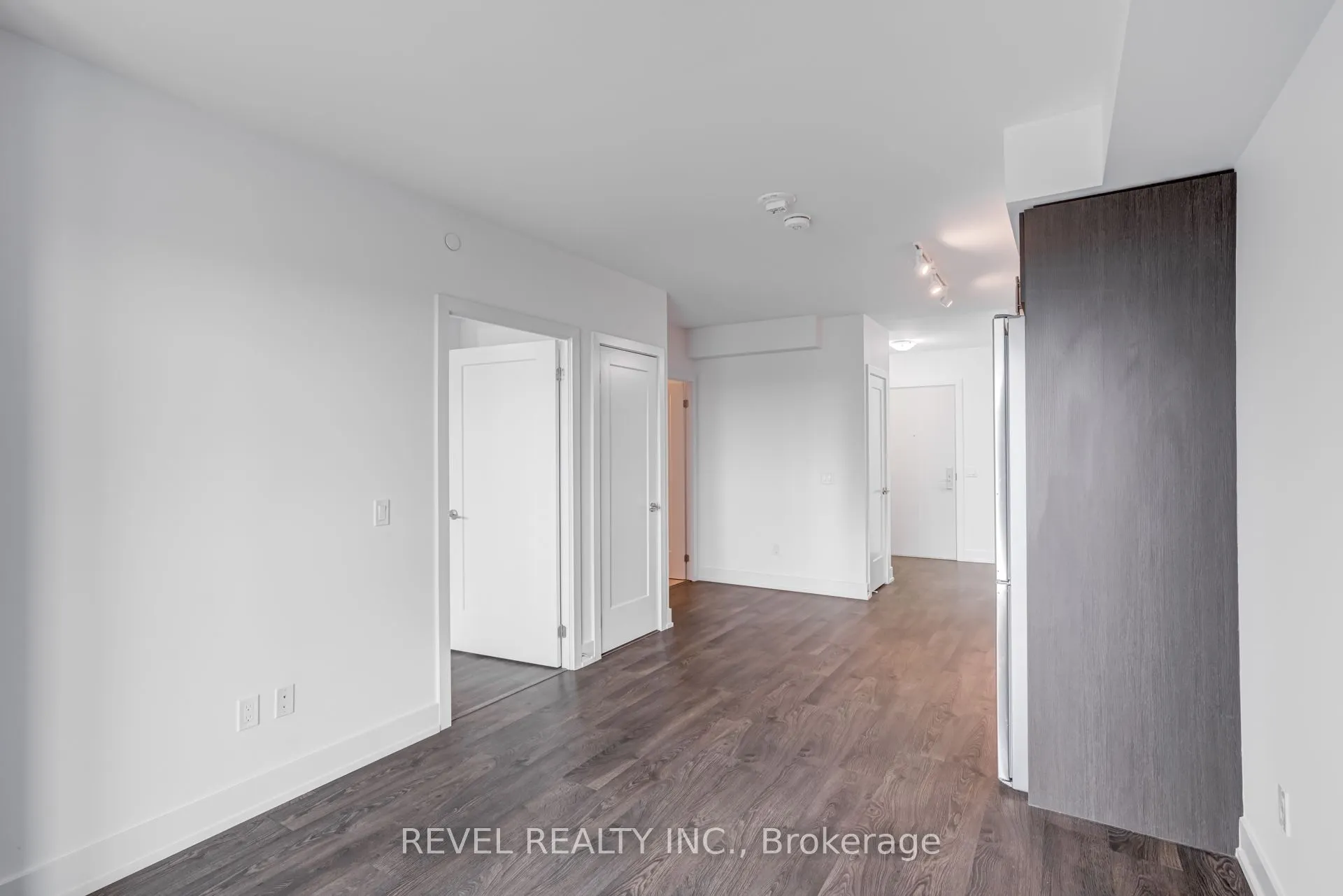 2550 Simcoe Street N, #1411