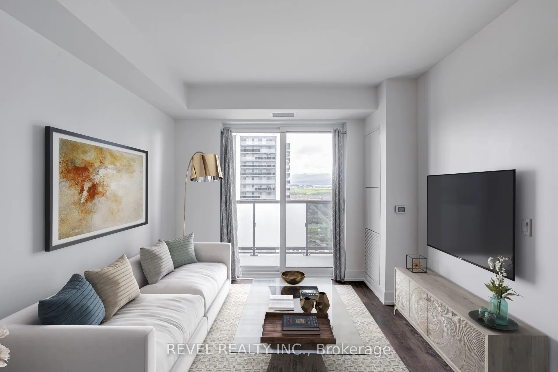 2550 Simcoe Street N, #1411