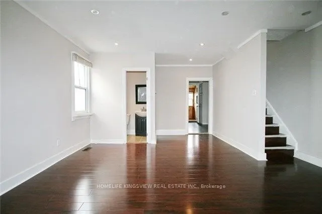 494 Front Street