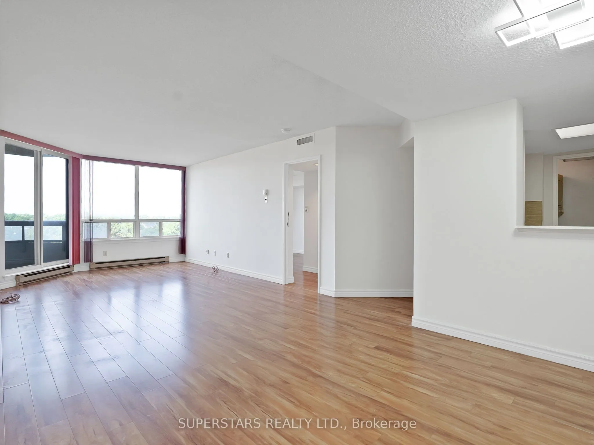 150 Alton Towers Circle, #409