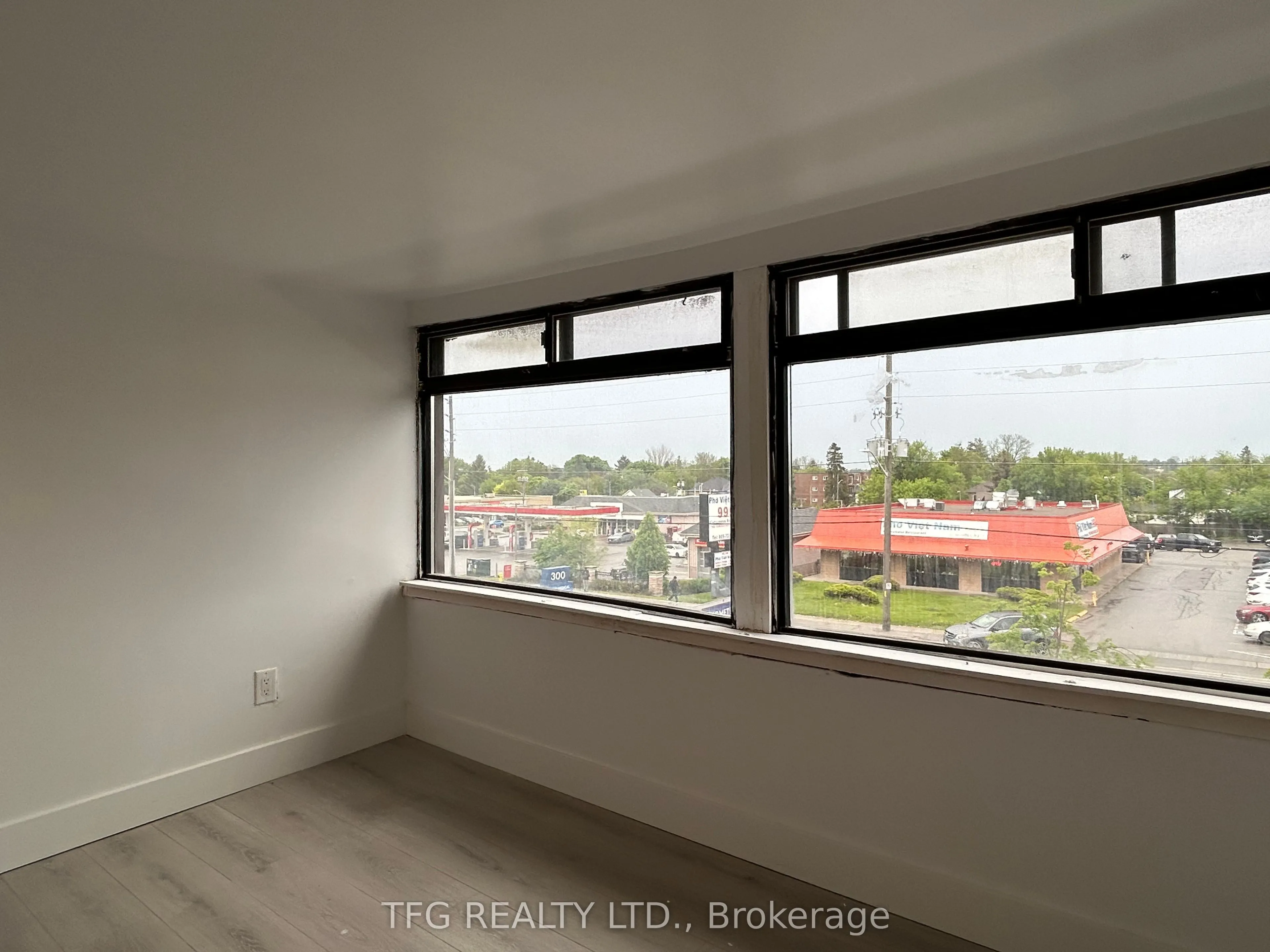 306 King Street W, #Upper