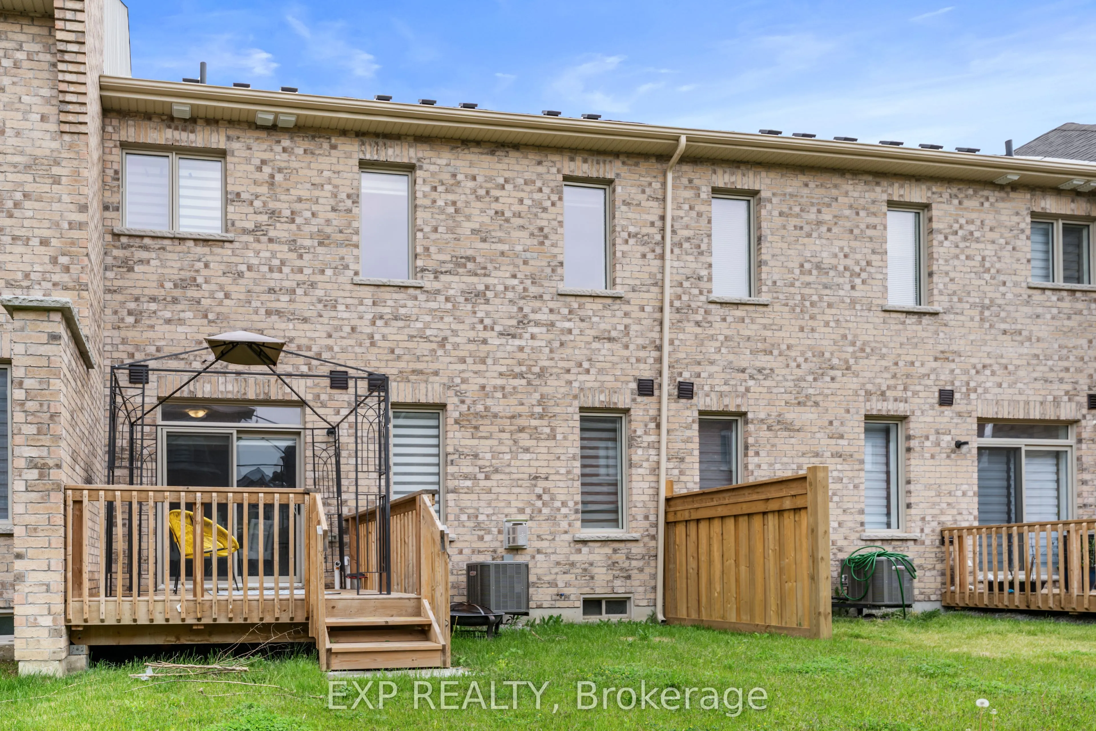10 Hickling Lane
