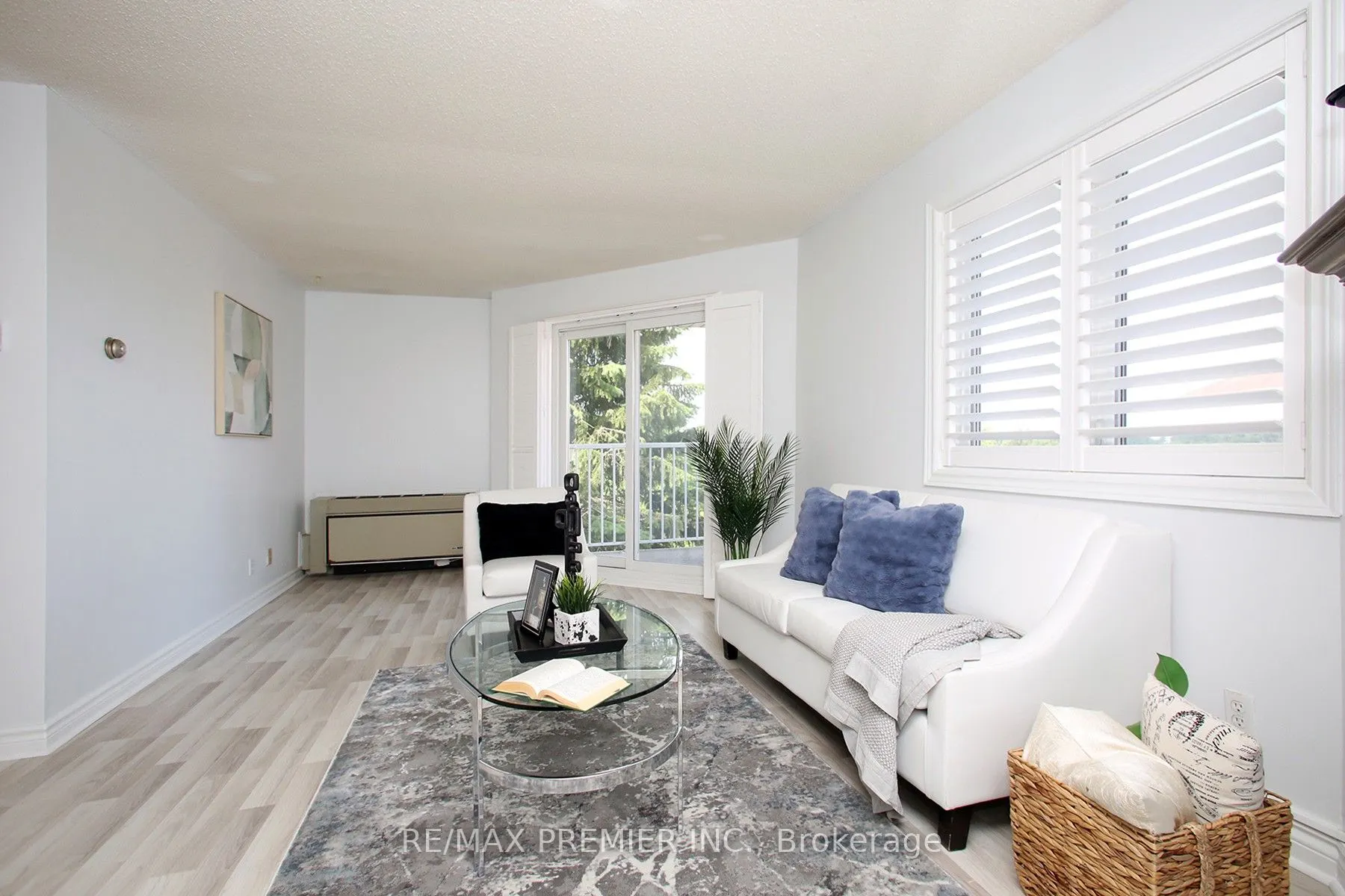 189 Lake Drive Way W, #407