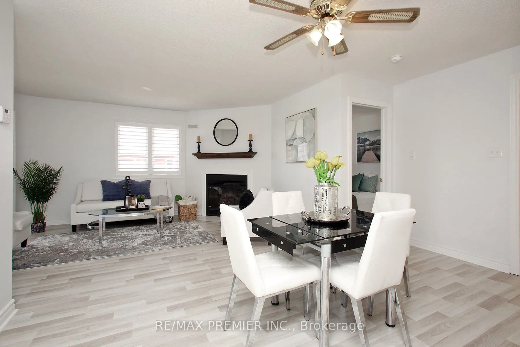 189 Lake Drive Way W, #407