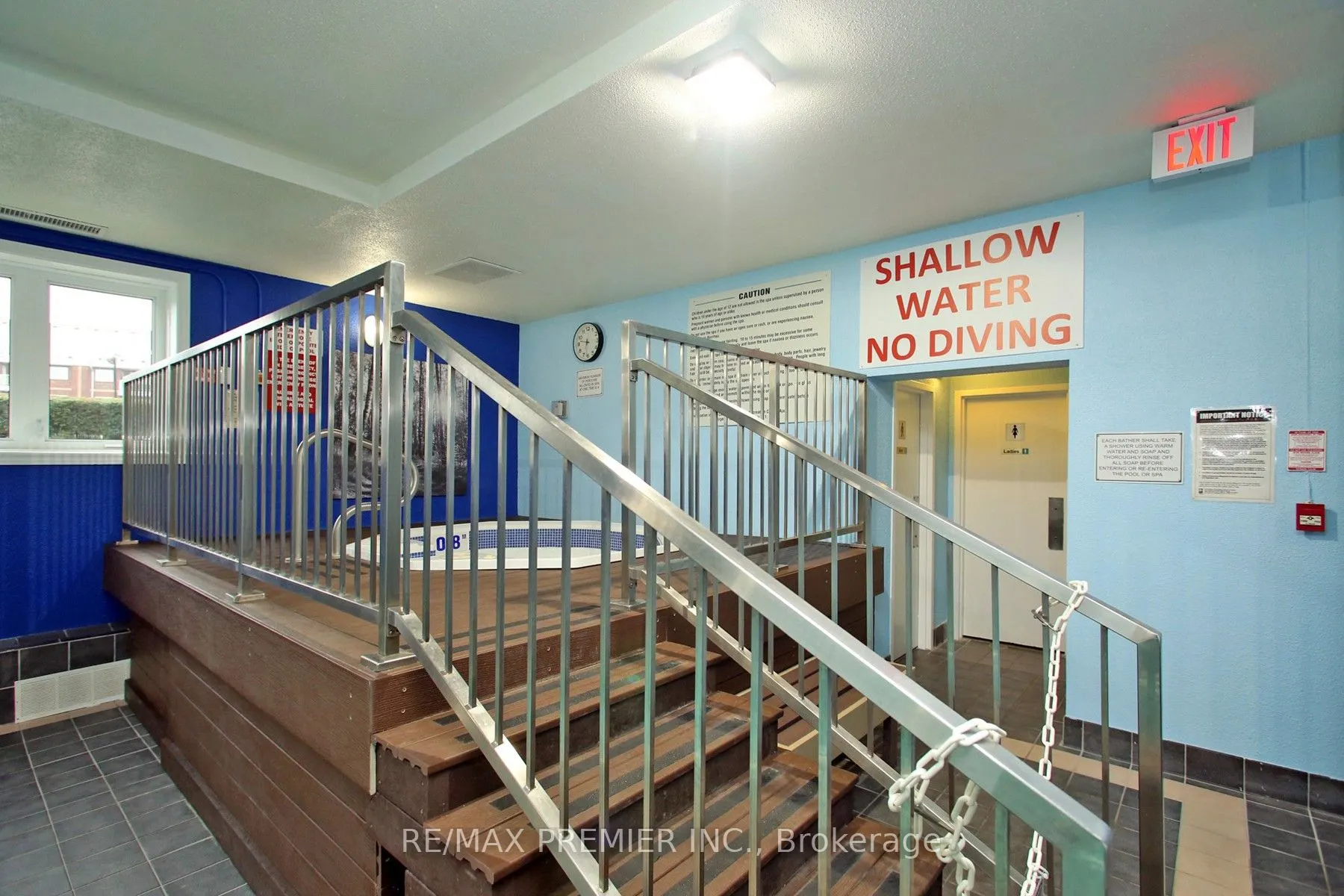 189 Lake Drive Way W, #407