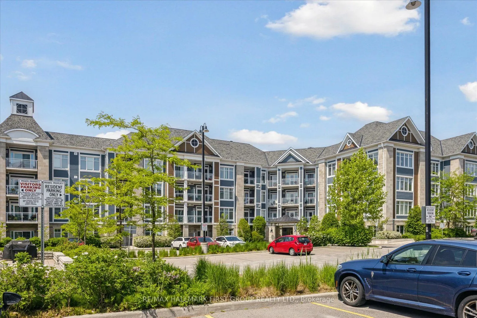 670 Gordon Street, #402