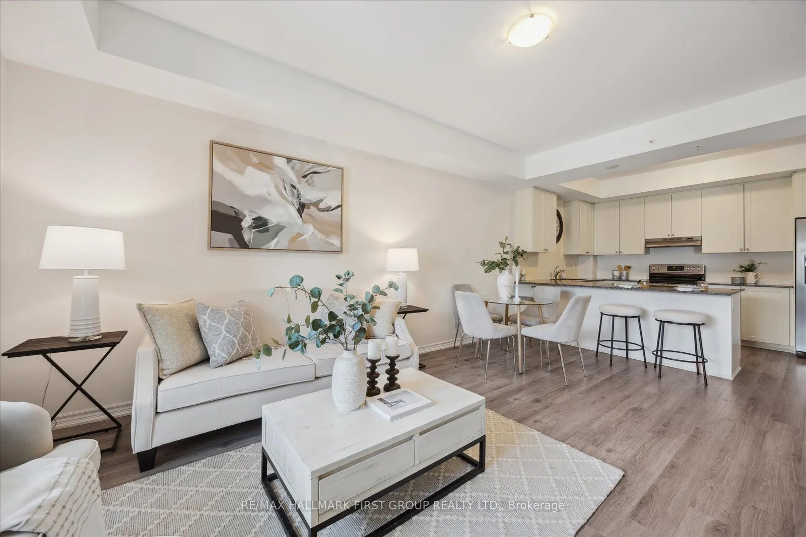 670 Gordon Street, #402