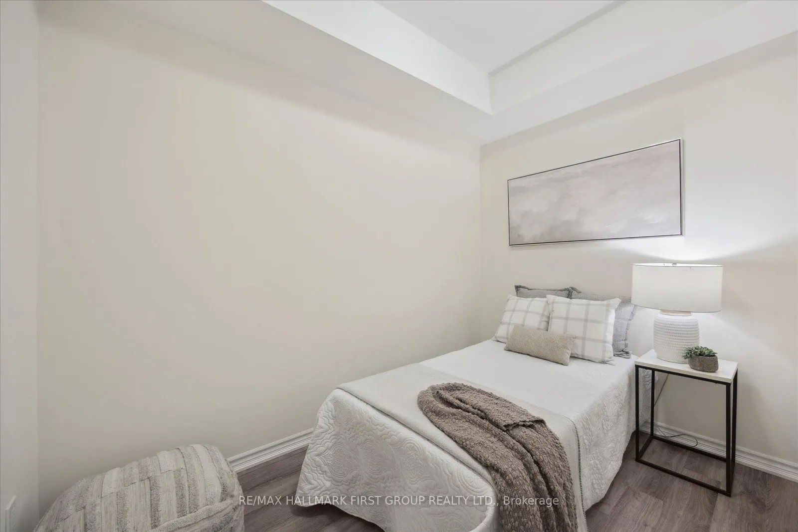 670 Gordon Street, #402