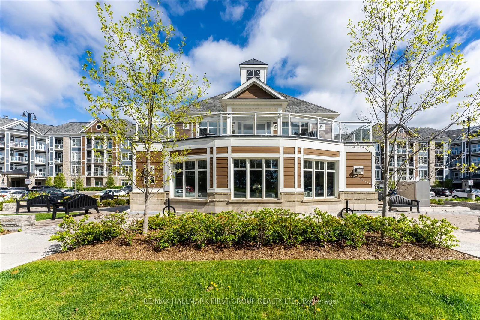670 Gordon Street, #402