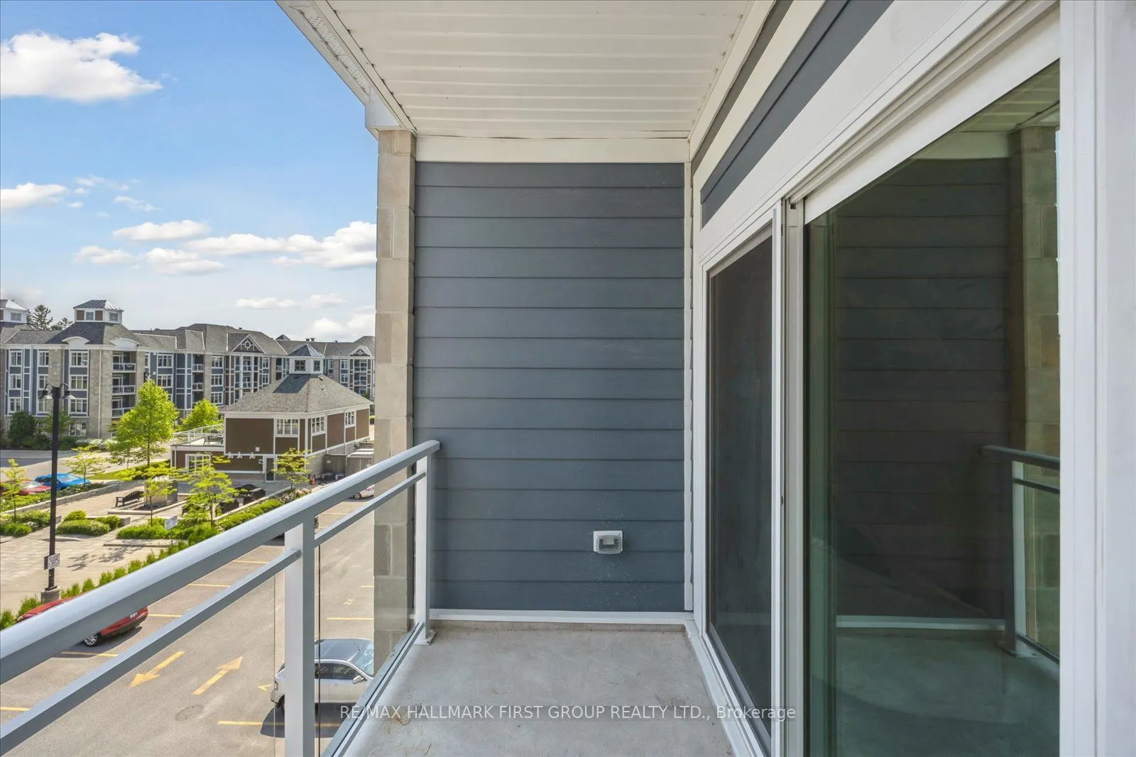 670 Gordon Street, #402